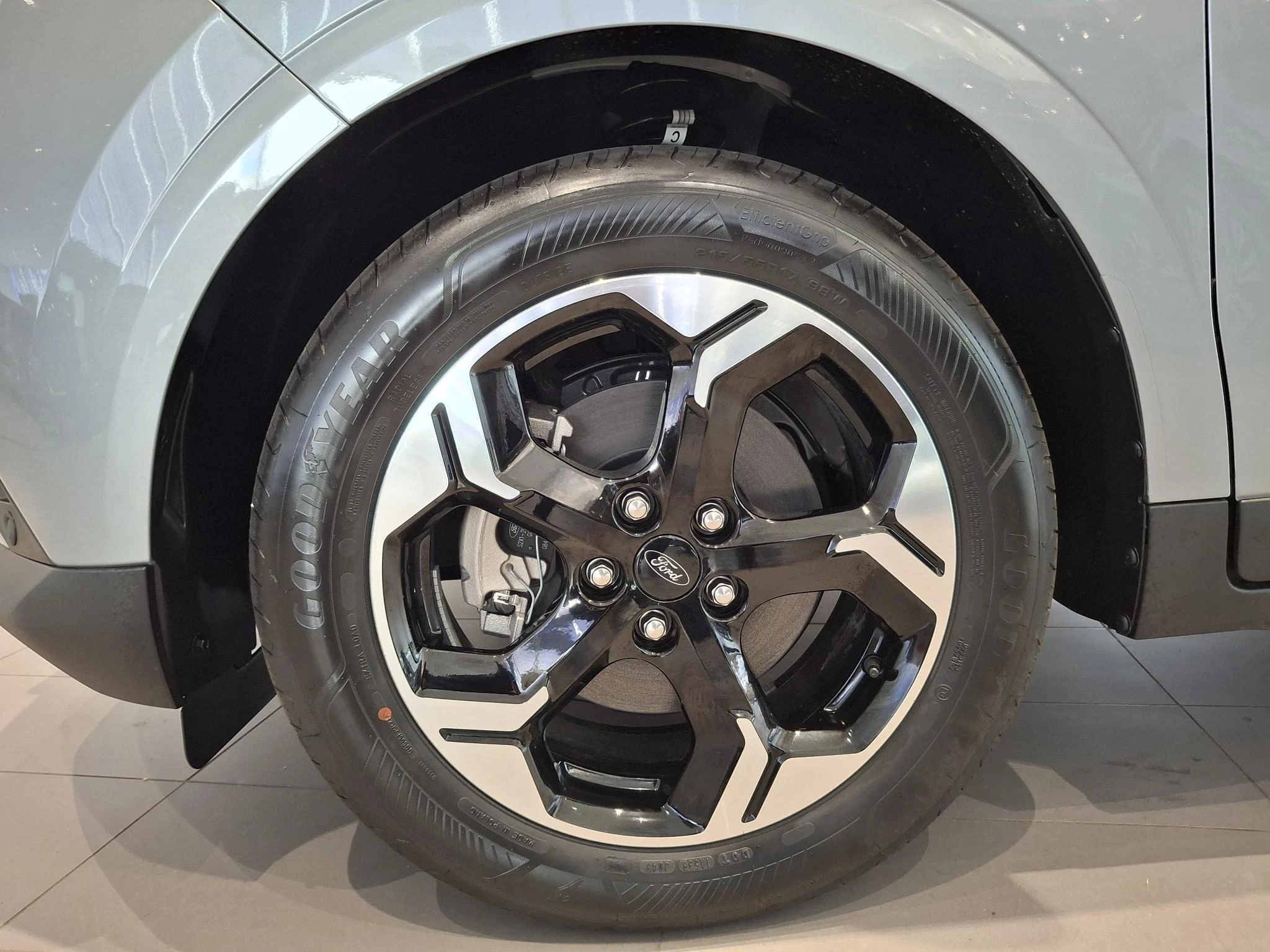 Ford-E-Transit Courier-image-9