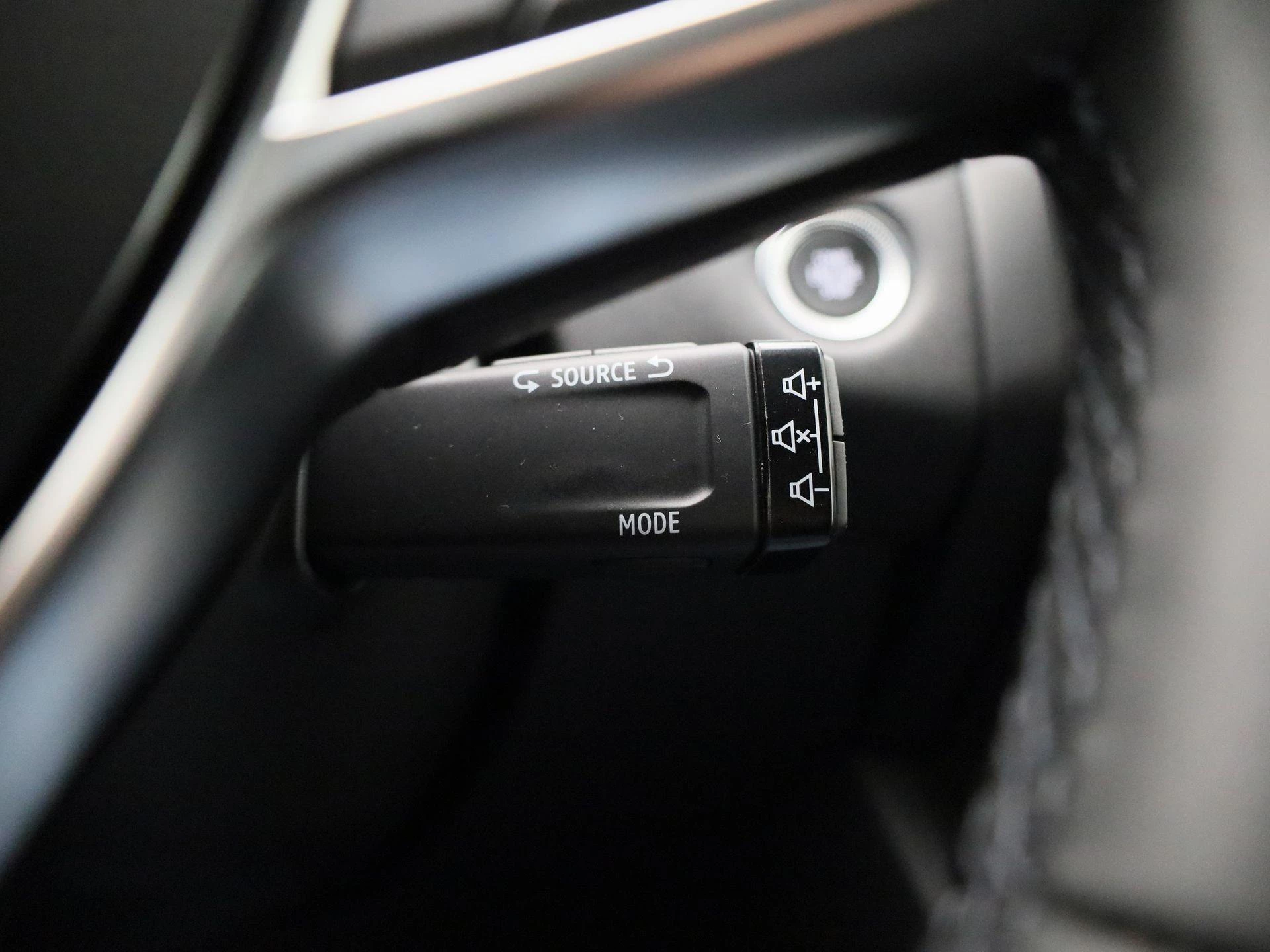 Renault-Captur-image-18