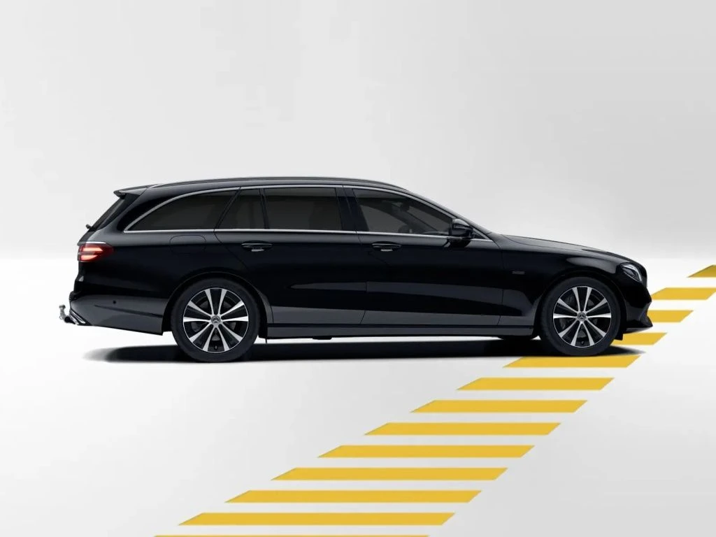 Mercedes-Benz-E-Klasse 300 de-image-7