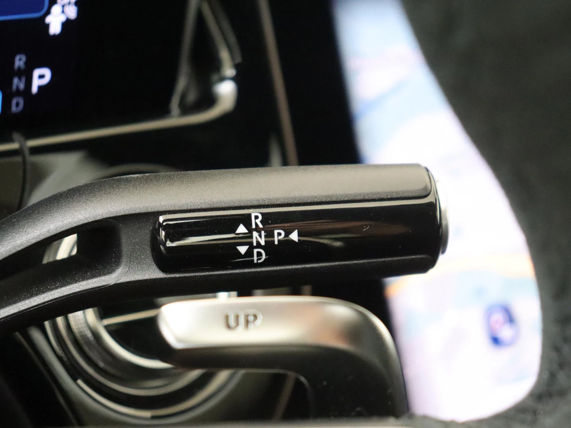 Mercedes-Benz-E-Klasse-image-22