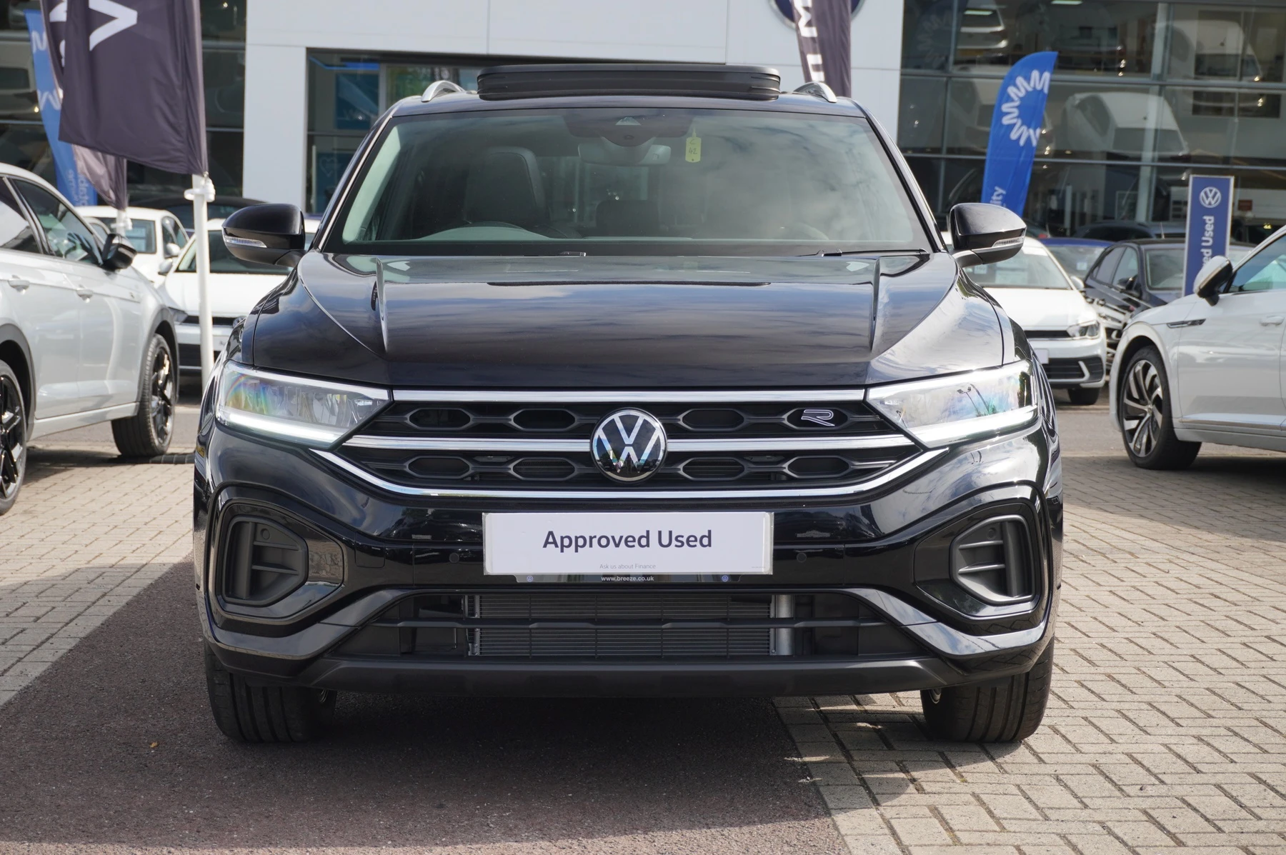 Volkswagen-T-Roc-image-6