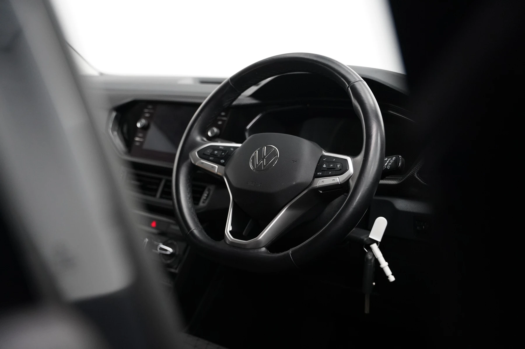 Volkswagen-T-Cross-image-15