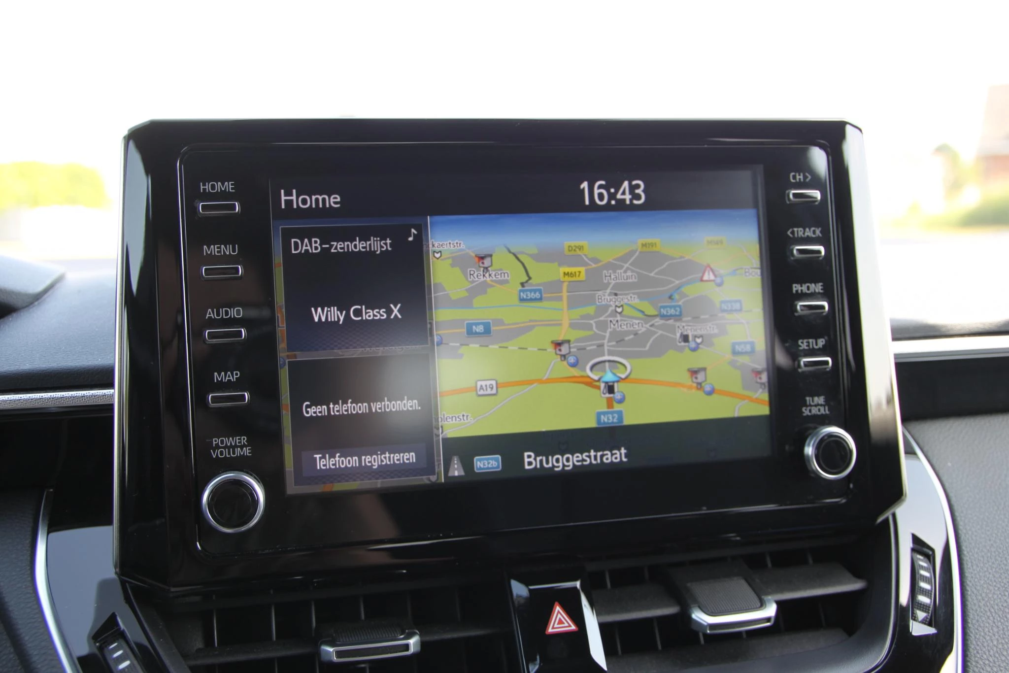 Toyota Corolla 1.8 Hybrid Style Plus e-CVT