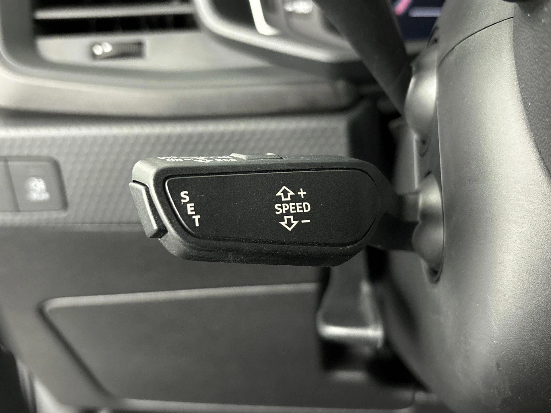 Audi-A1 Sportback-image-5