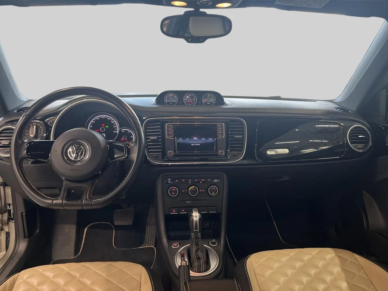 Volkswagen Beetle 1.4 TSi BMT Design DSG