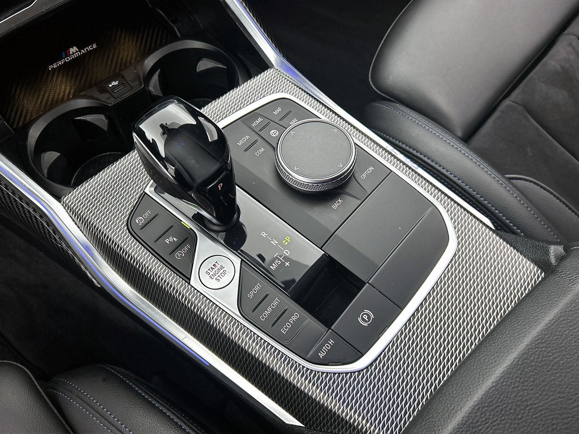 BMW-3 Serie-image-10