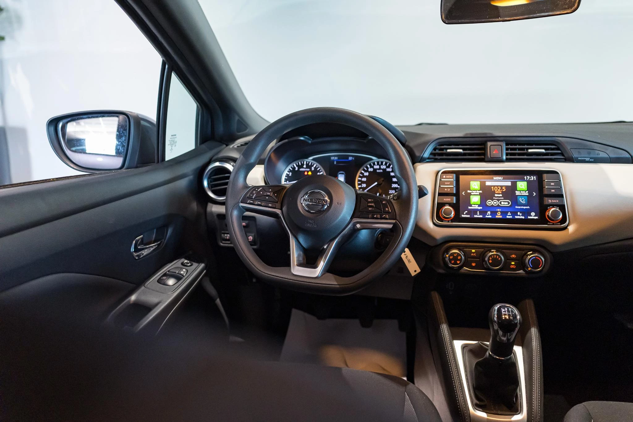 Nissan Micra 1.0 IG-T Acenta