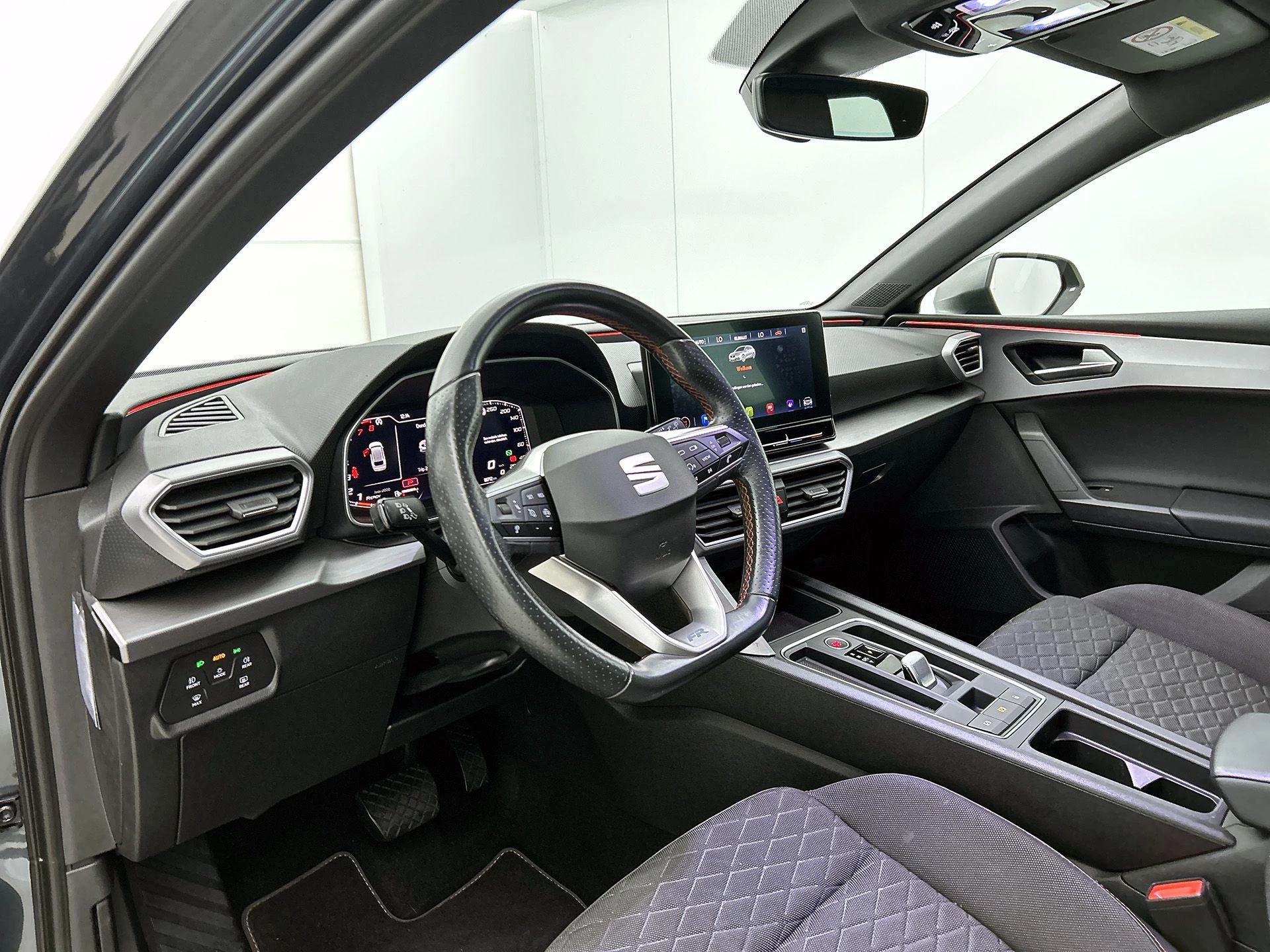 SEAT-Leon-image-16