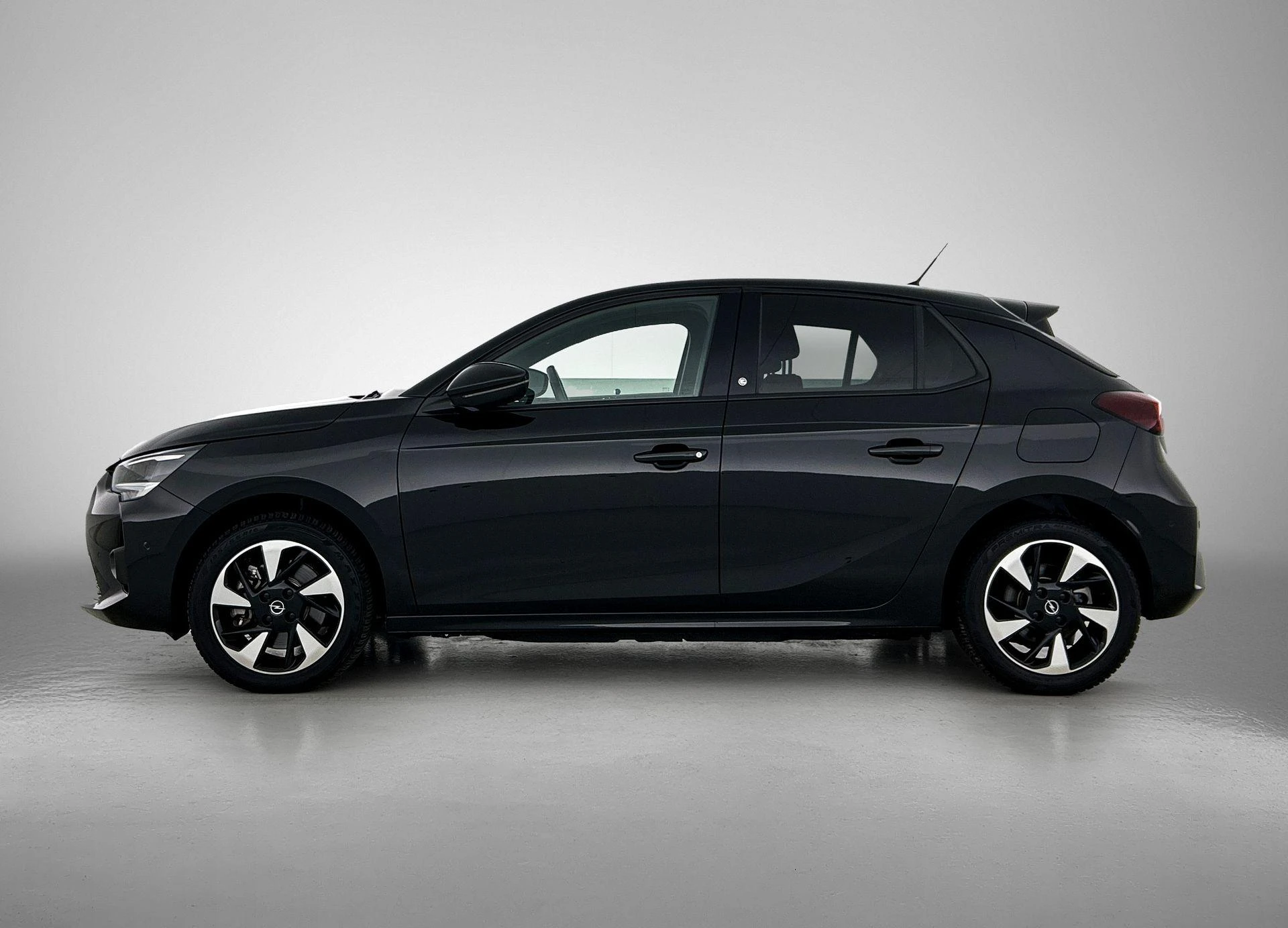 Opel-Corsa-e-image-1