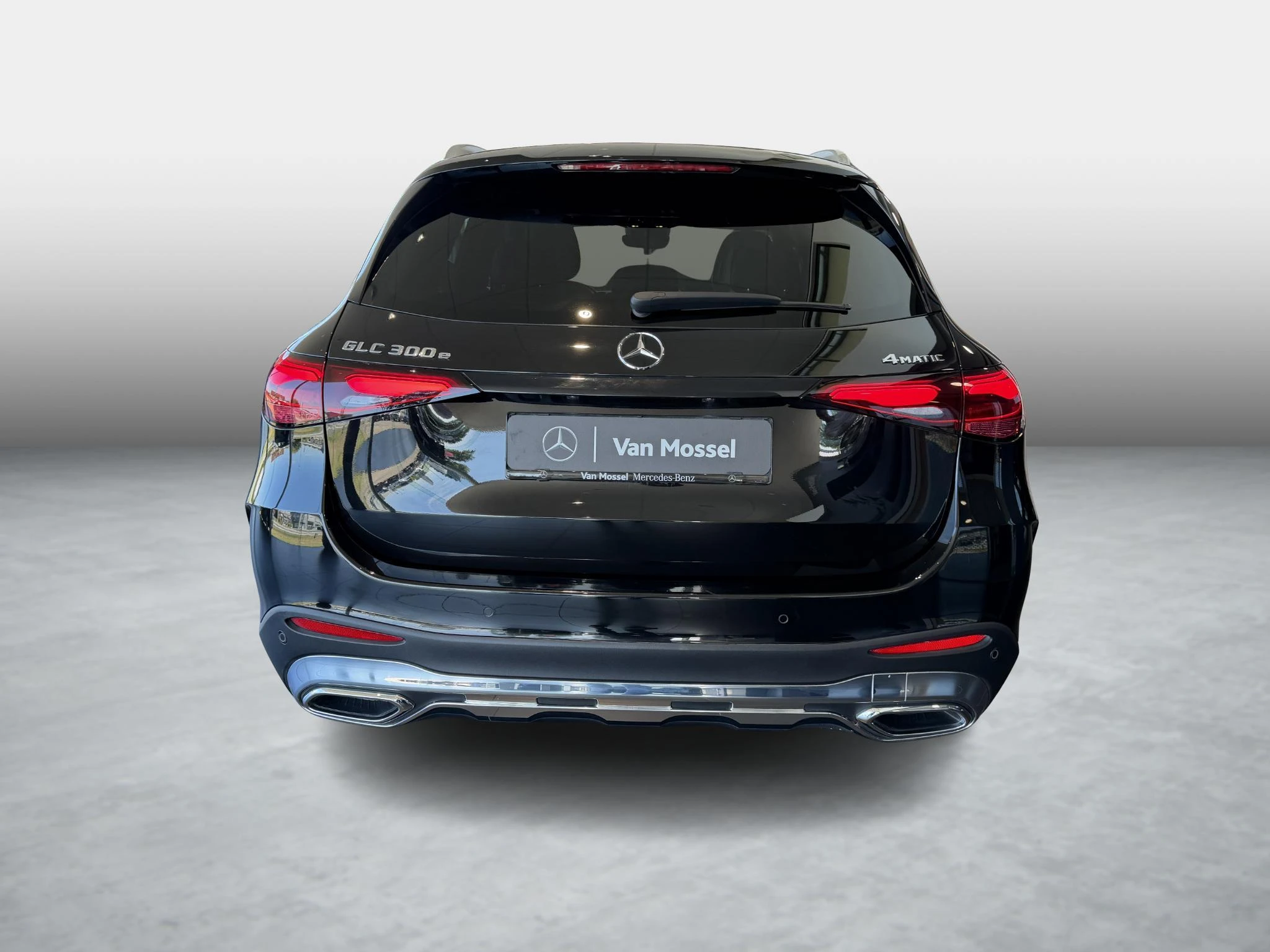 Mercedes-Benz-GLC-image-4