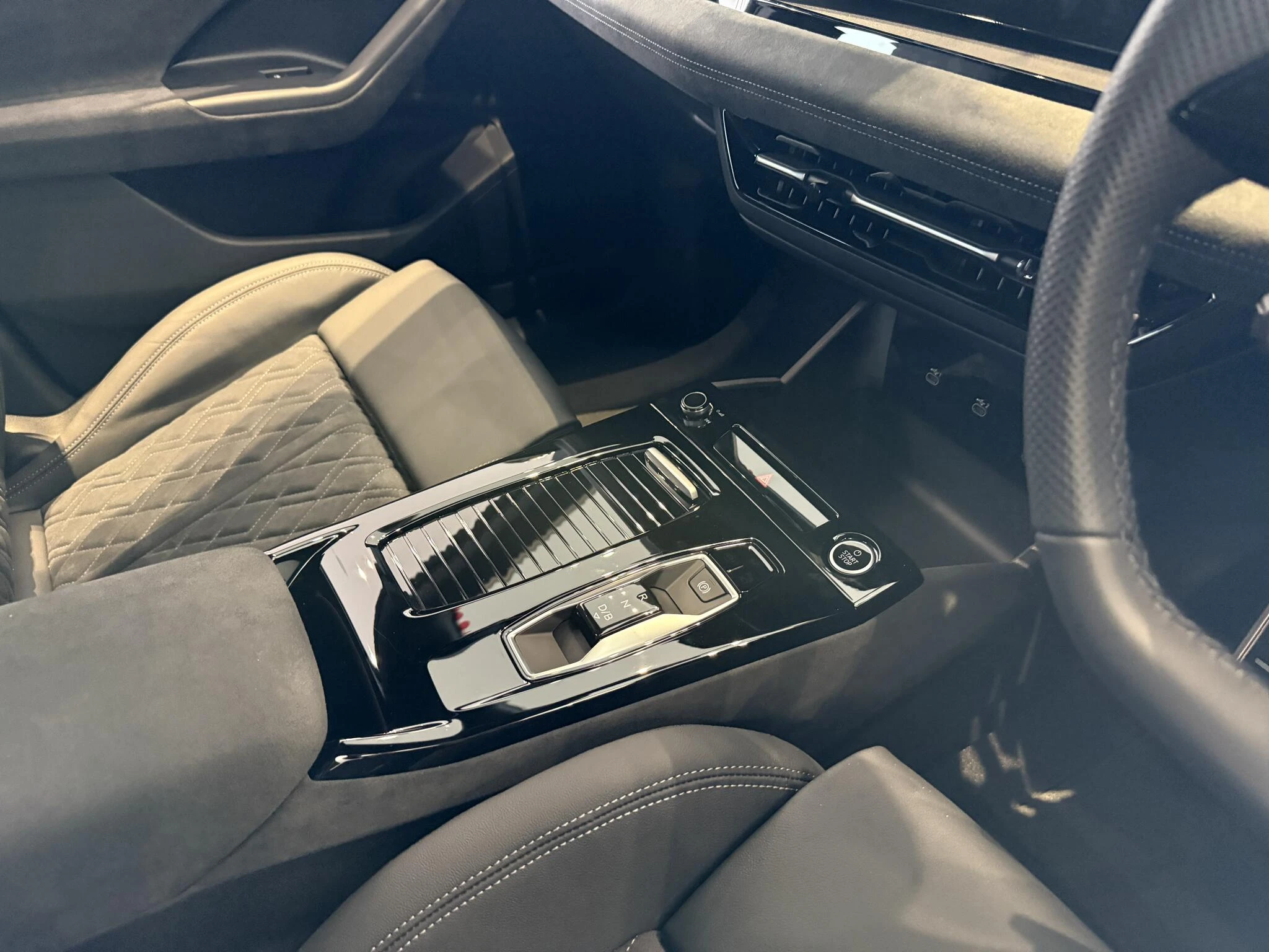 Audi-Q6 e-tron-image-9