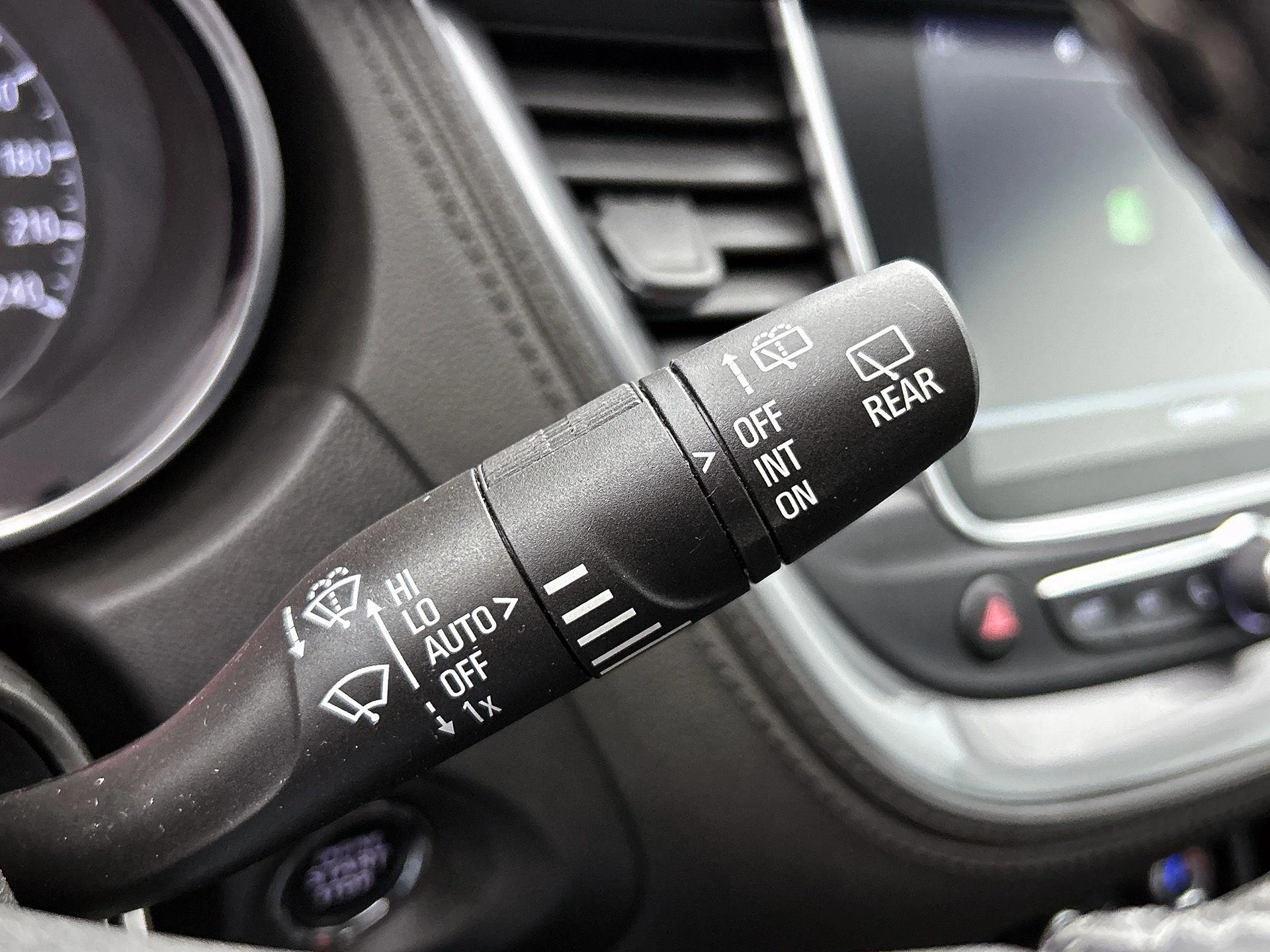 Opel-Grandland X-image-8