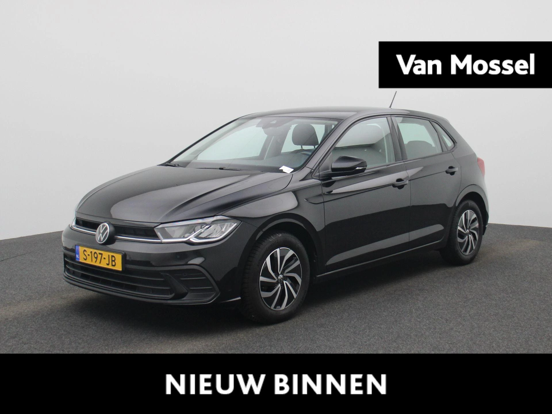 Volkswagen-Polo-image-0