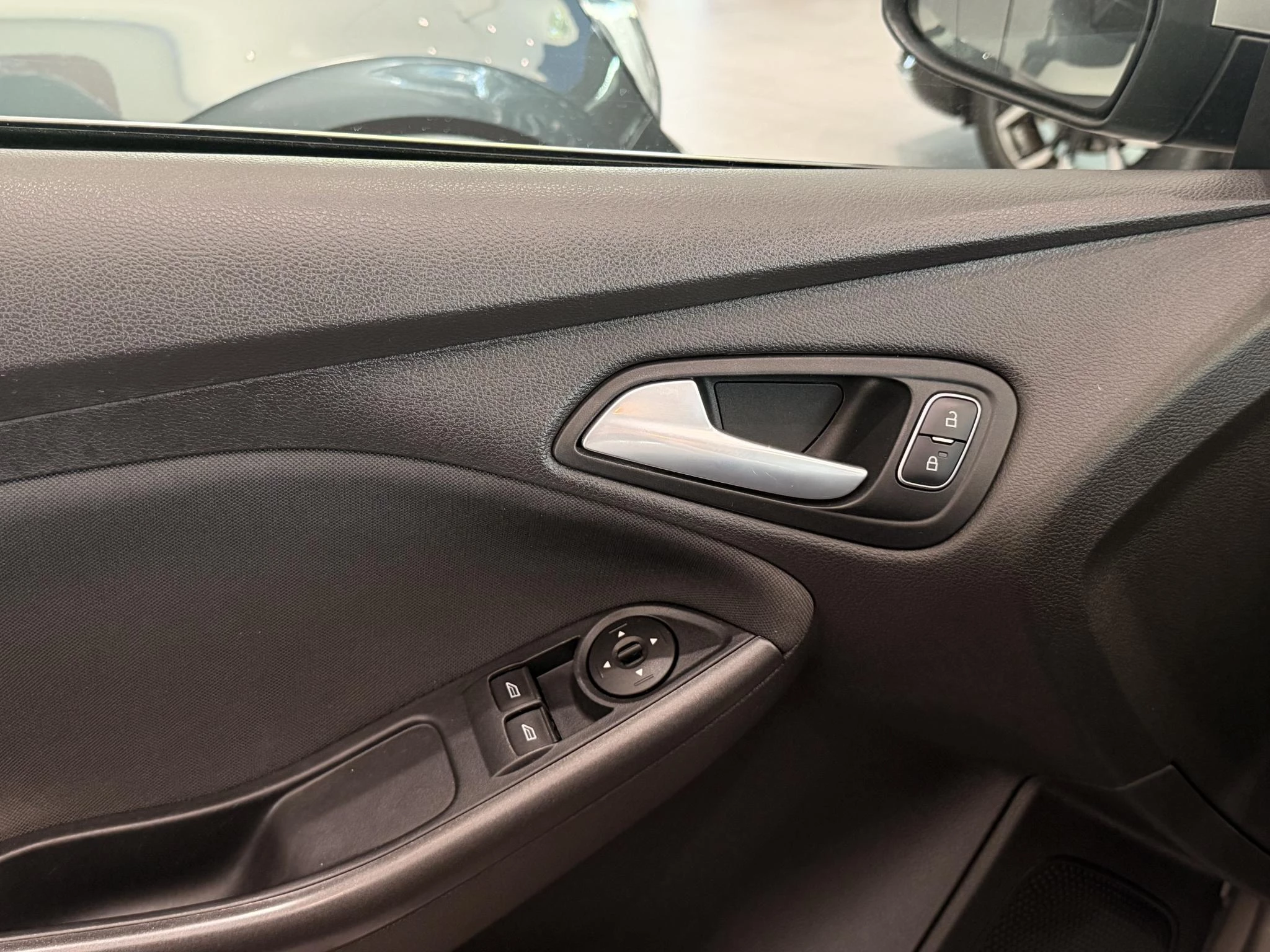 Ford-Focus-image-13