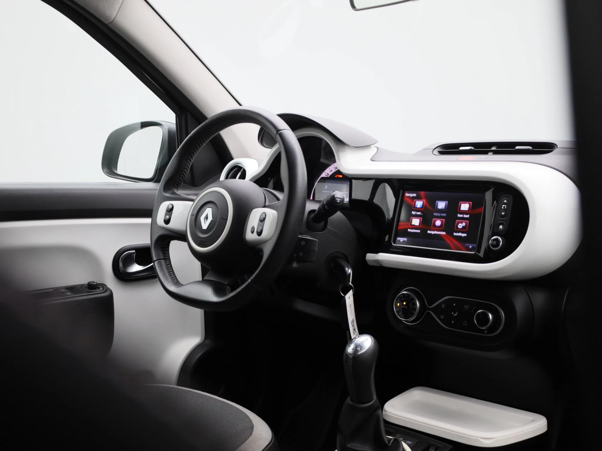 Renault-Twingo-image-26