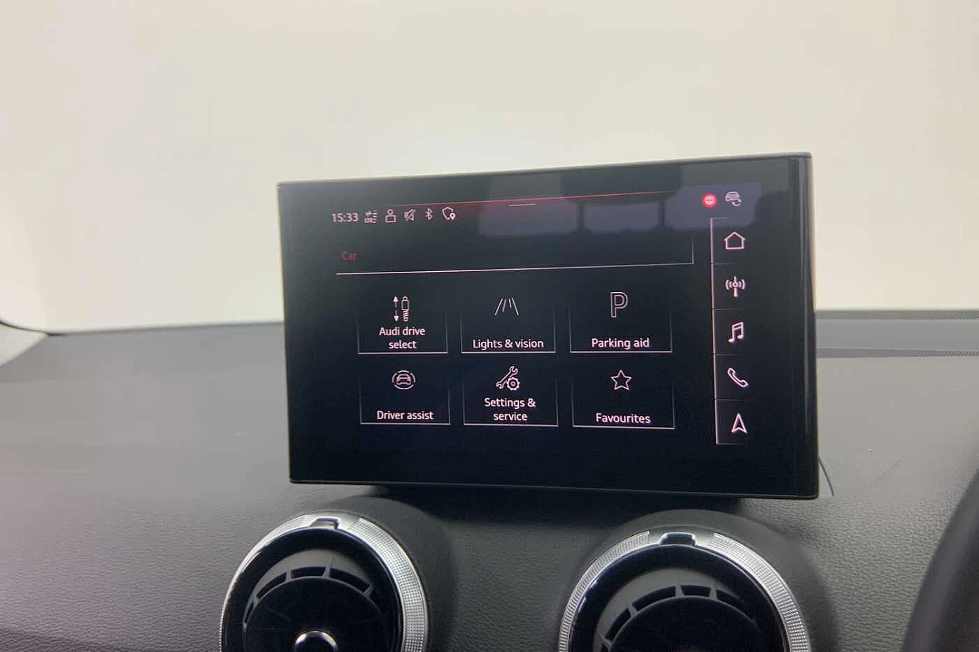 Audi-Q2-image-17