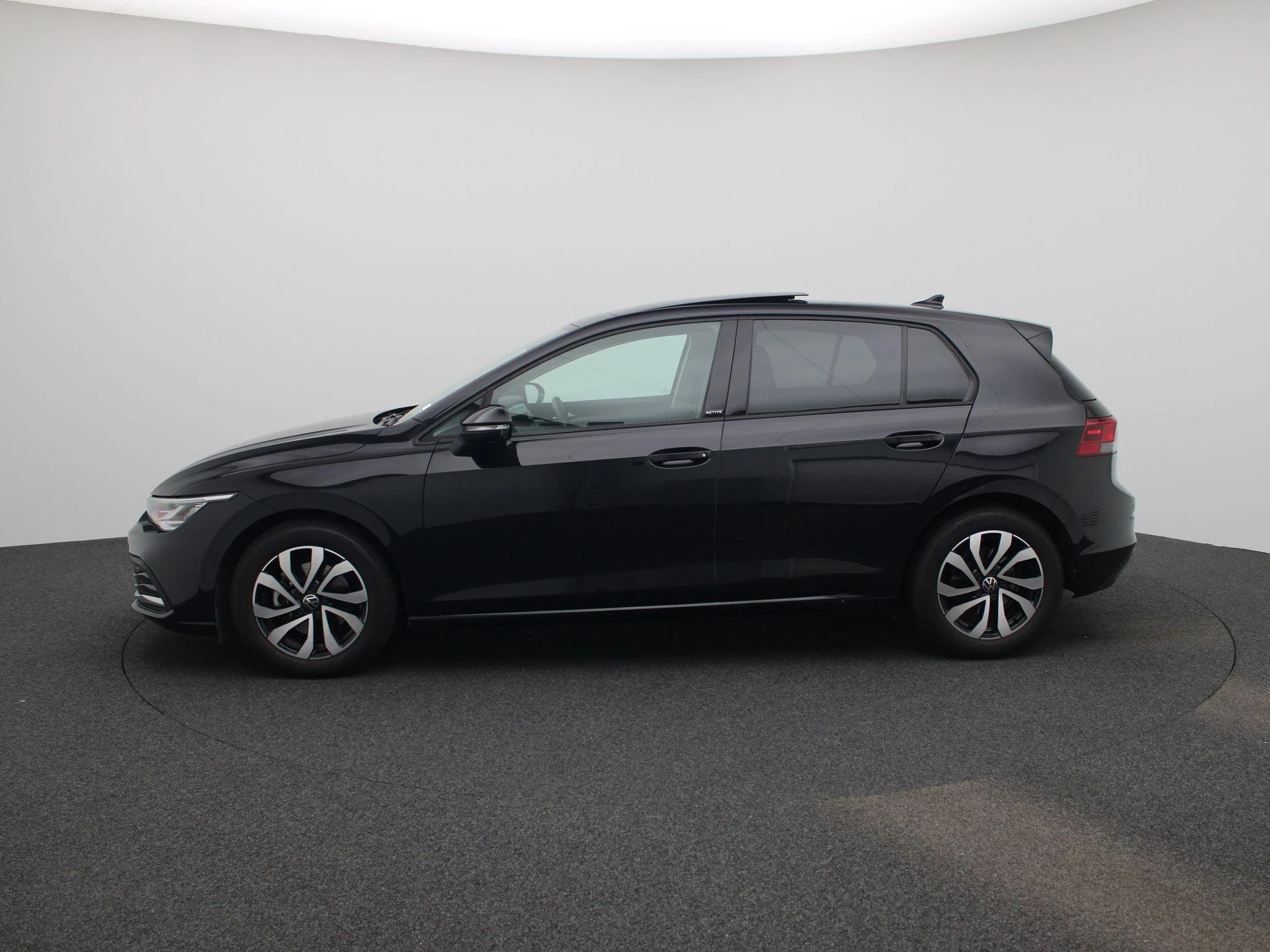 Volkswagen Golf VIII 1.0 TSI 81kW Active