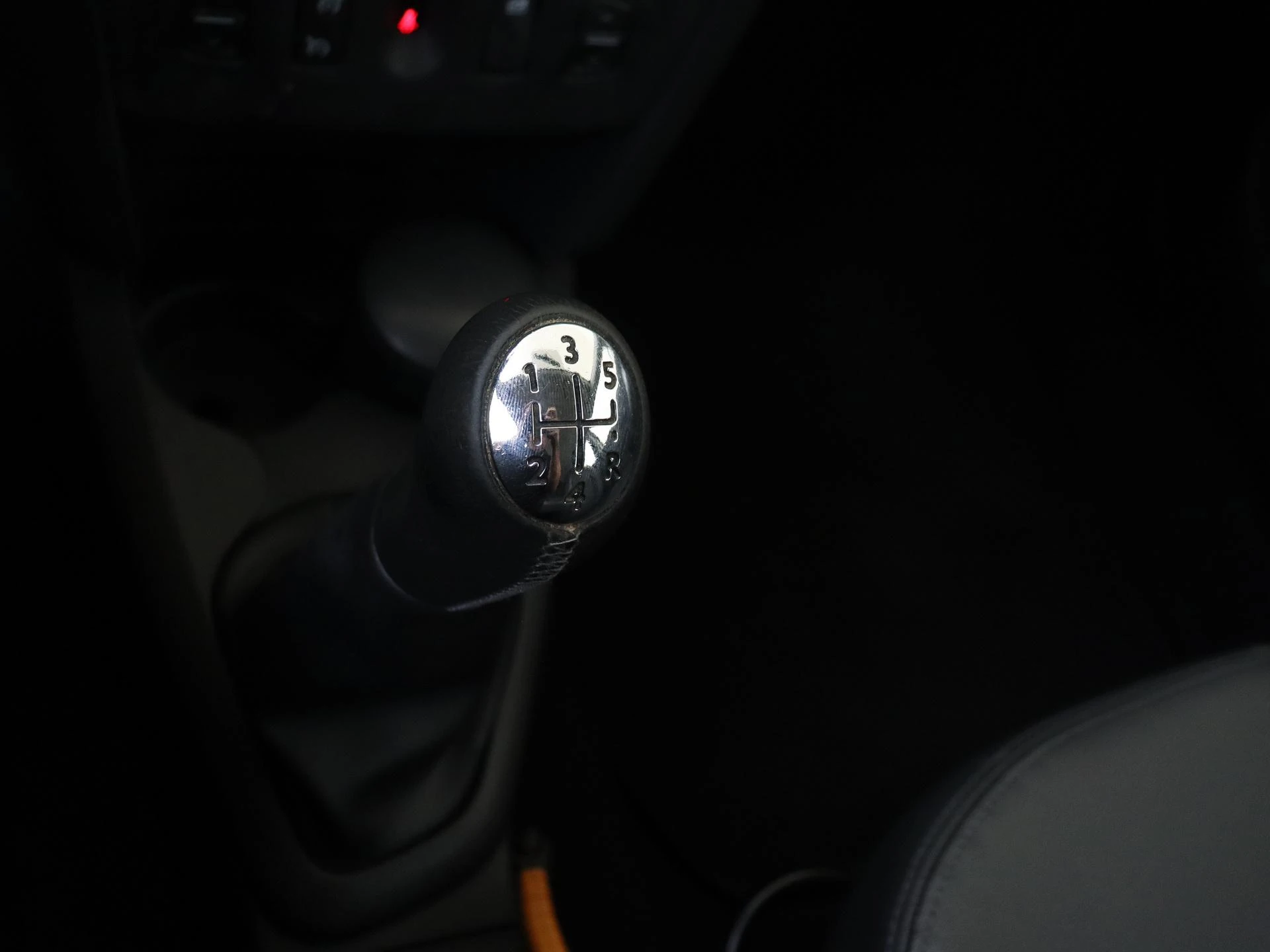 Dacia-Logan-image-13
