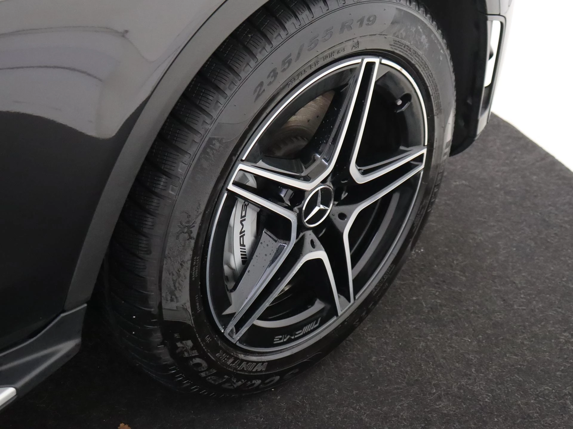 Mercedes-Benz-GLC-image-11