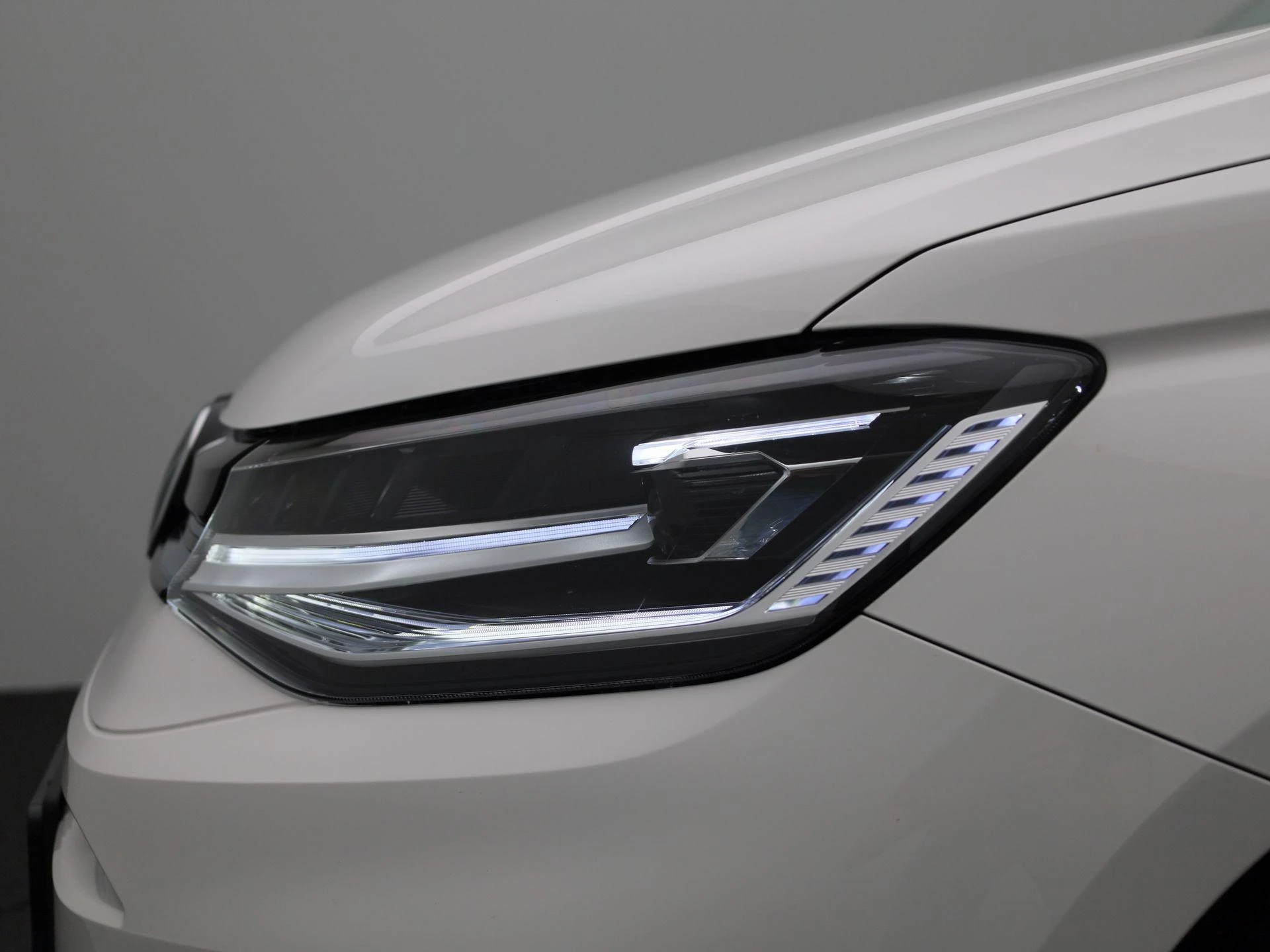 Volkswagen-Caddy-image-15
