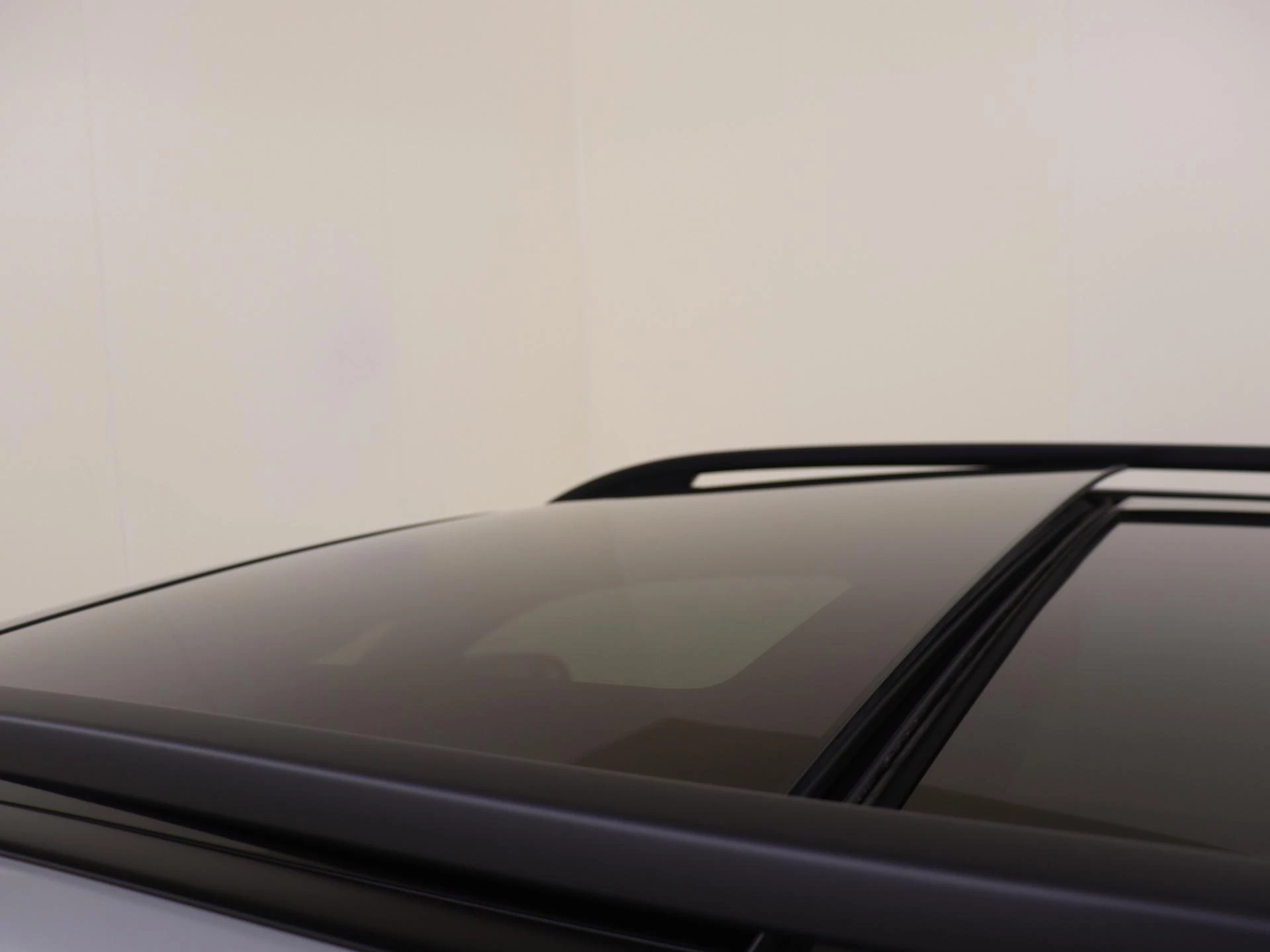 Mercedes-Benz-GLE-image-28