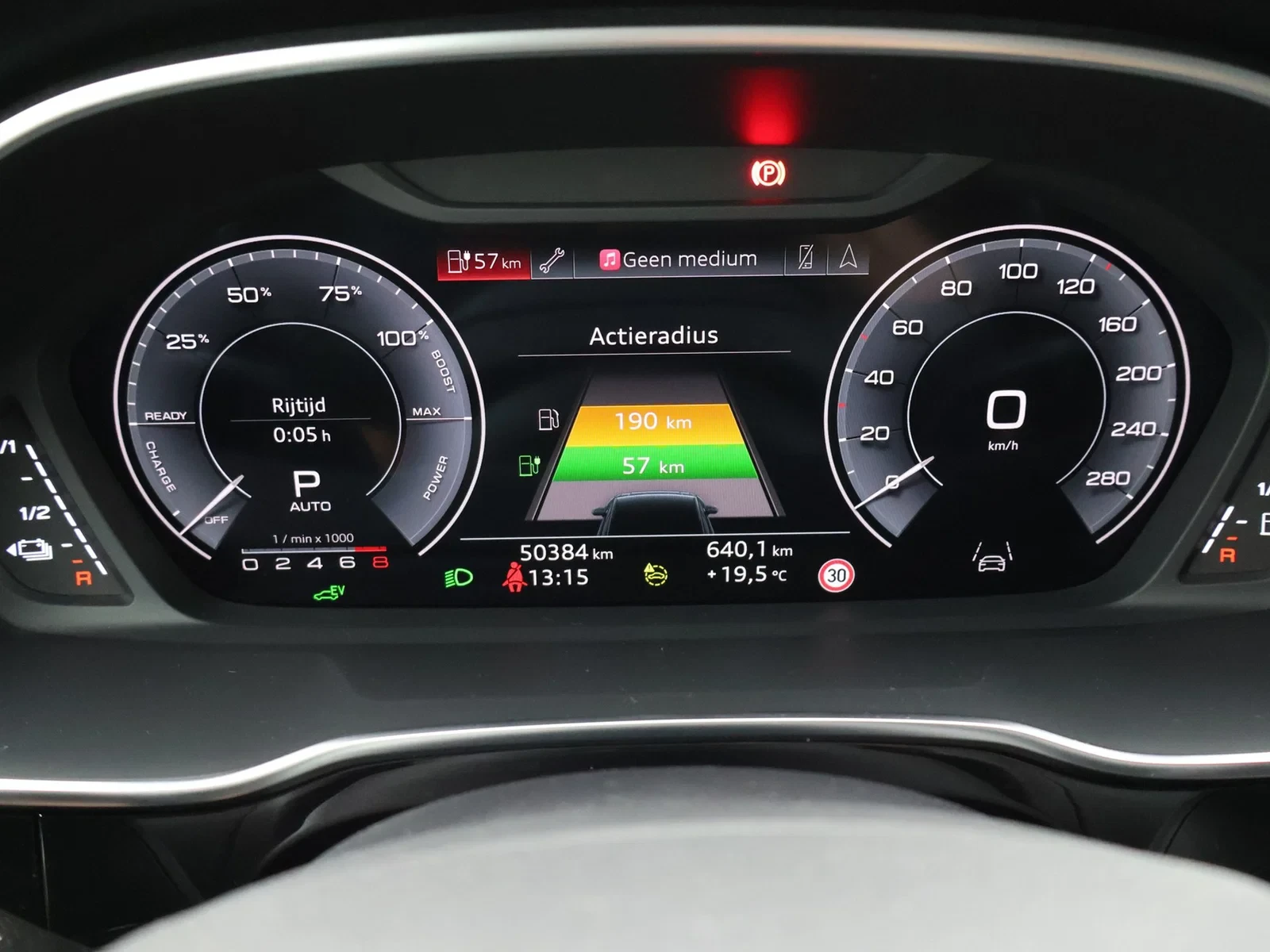 Audi Q3 PHEV Audi Q3 PHEV Attraction 45TFSIe 245PK *AUTOMAAT*SHADOW LOOK*CAMERA*PDC*CRUISE*NAVI*APP-CONNECT*...*