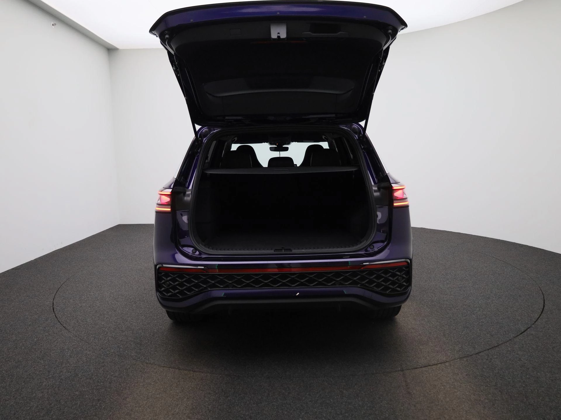 Volkswagen-Tayron-image-10