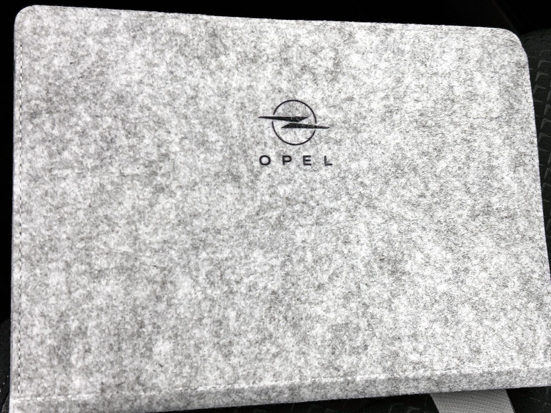 Opel-Frontera-image-28