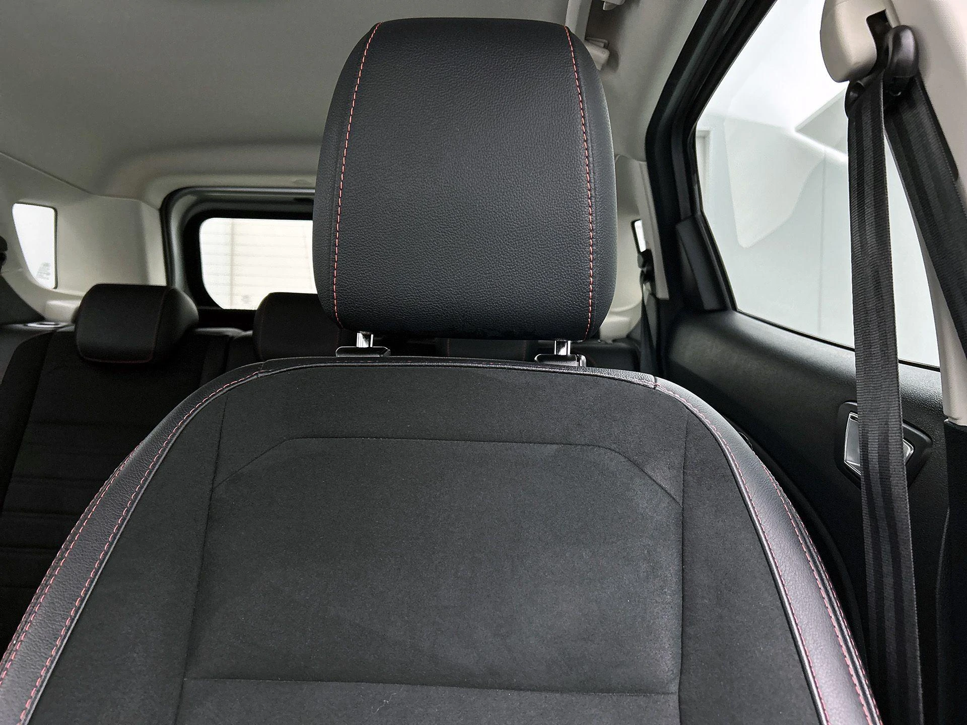 Ford-EcoSport-image-12