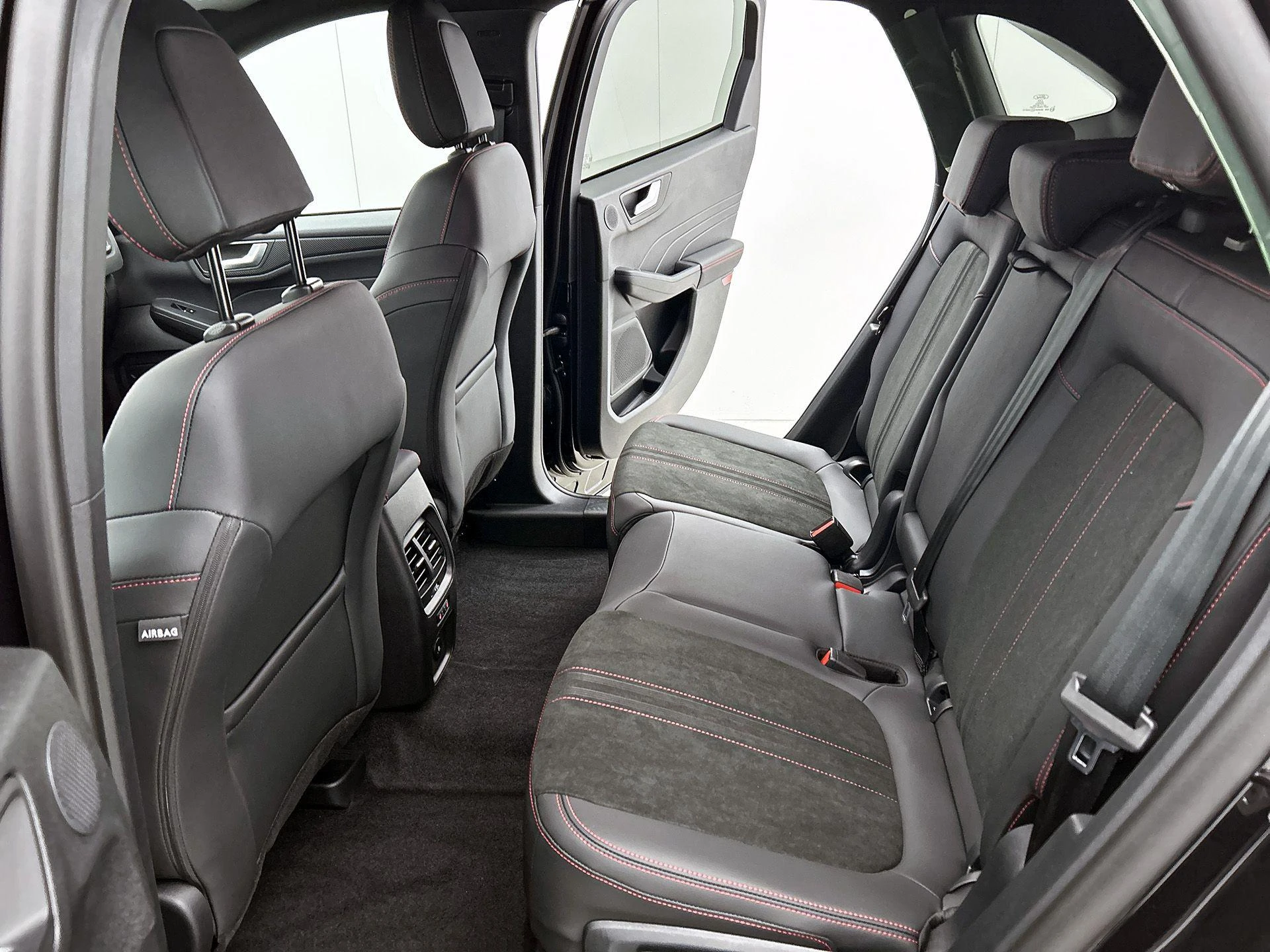 Ford-Kuga-image-30