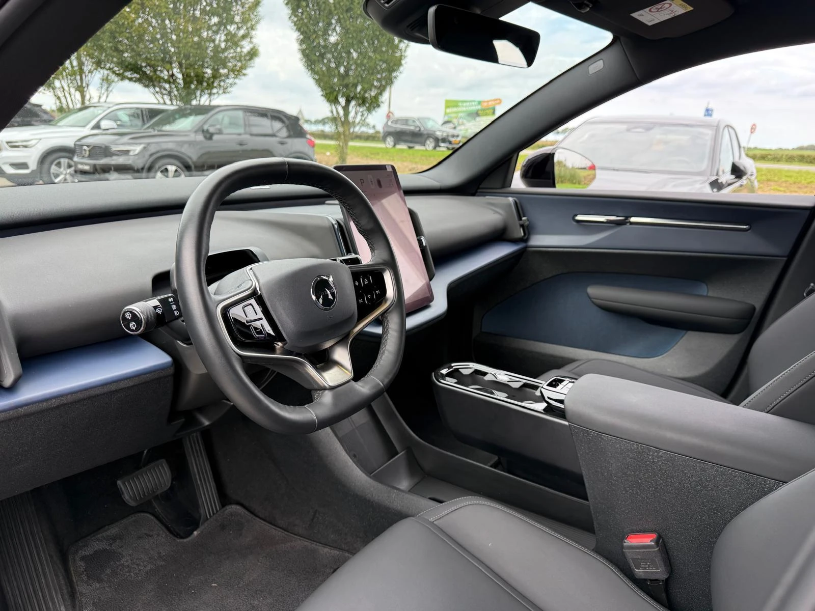 Volvo-EX30-image-4