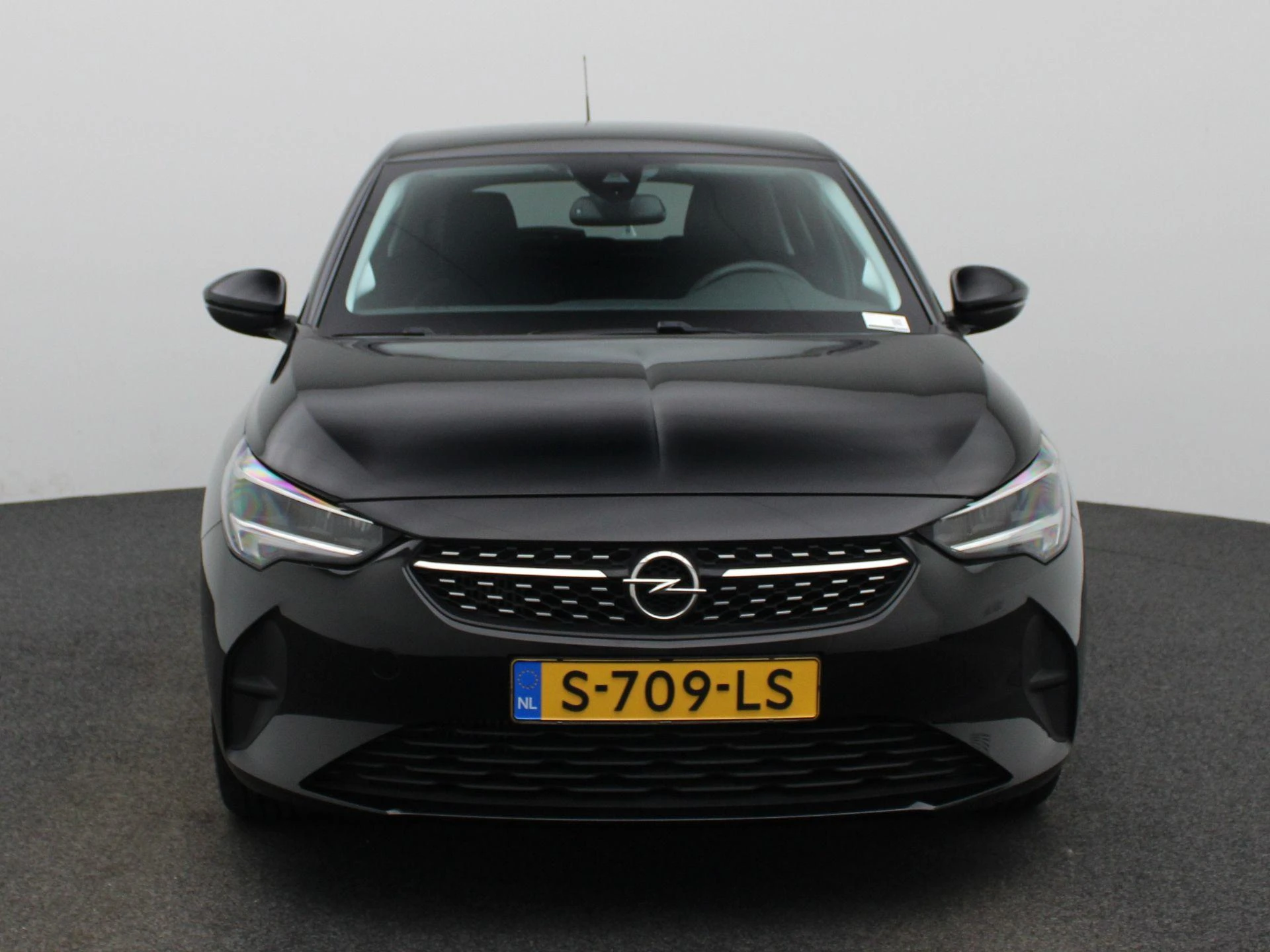 Opel-Corsa-image-4