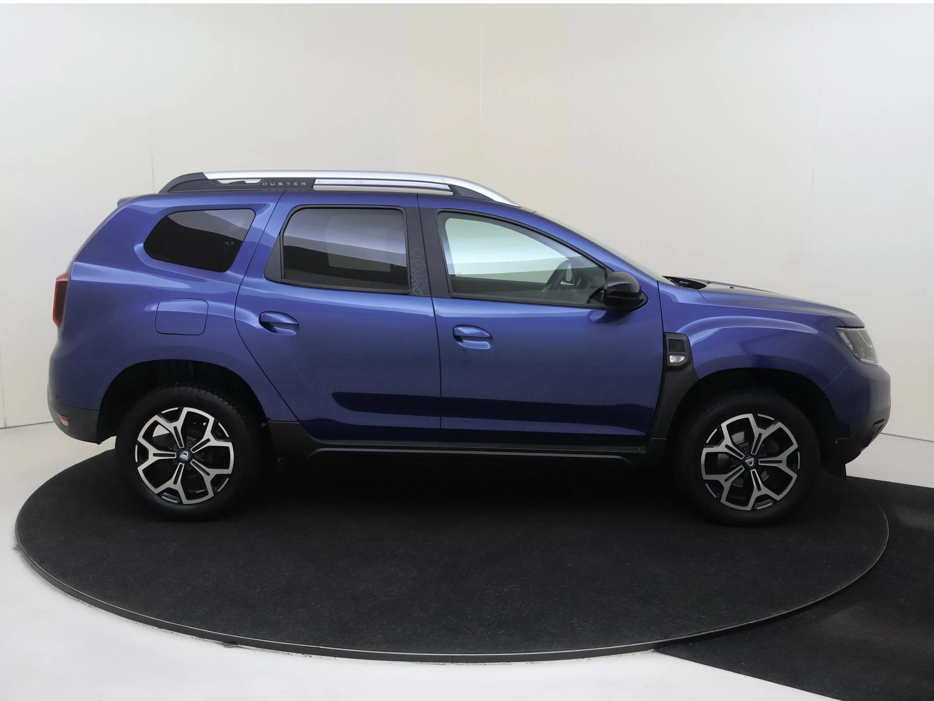 Dacia-Duster-image-8