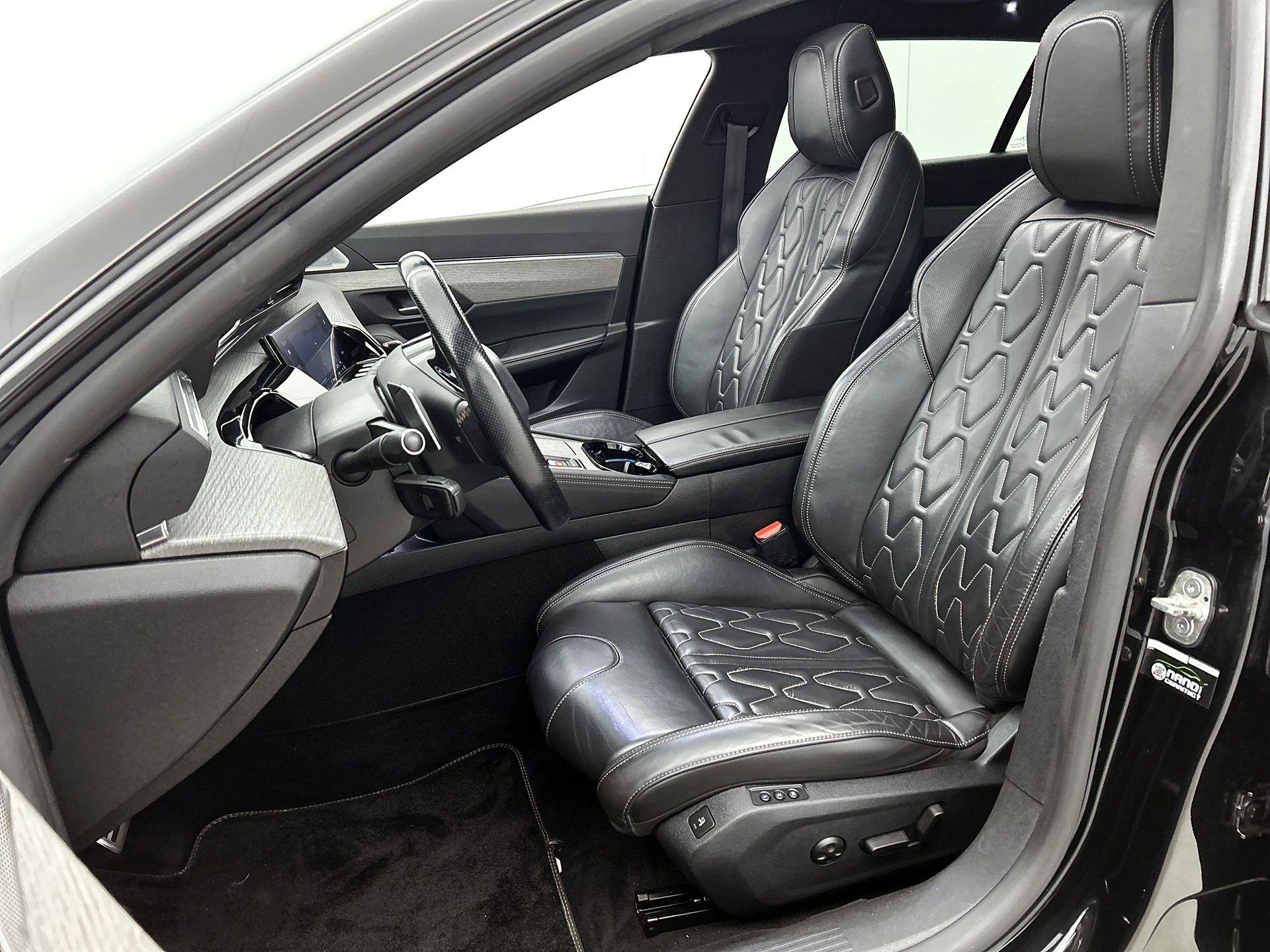 Peugeot-508-image-47