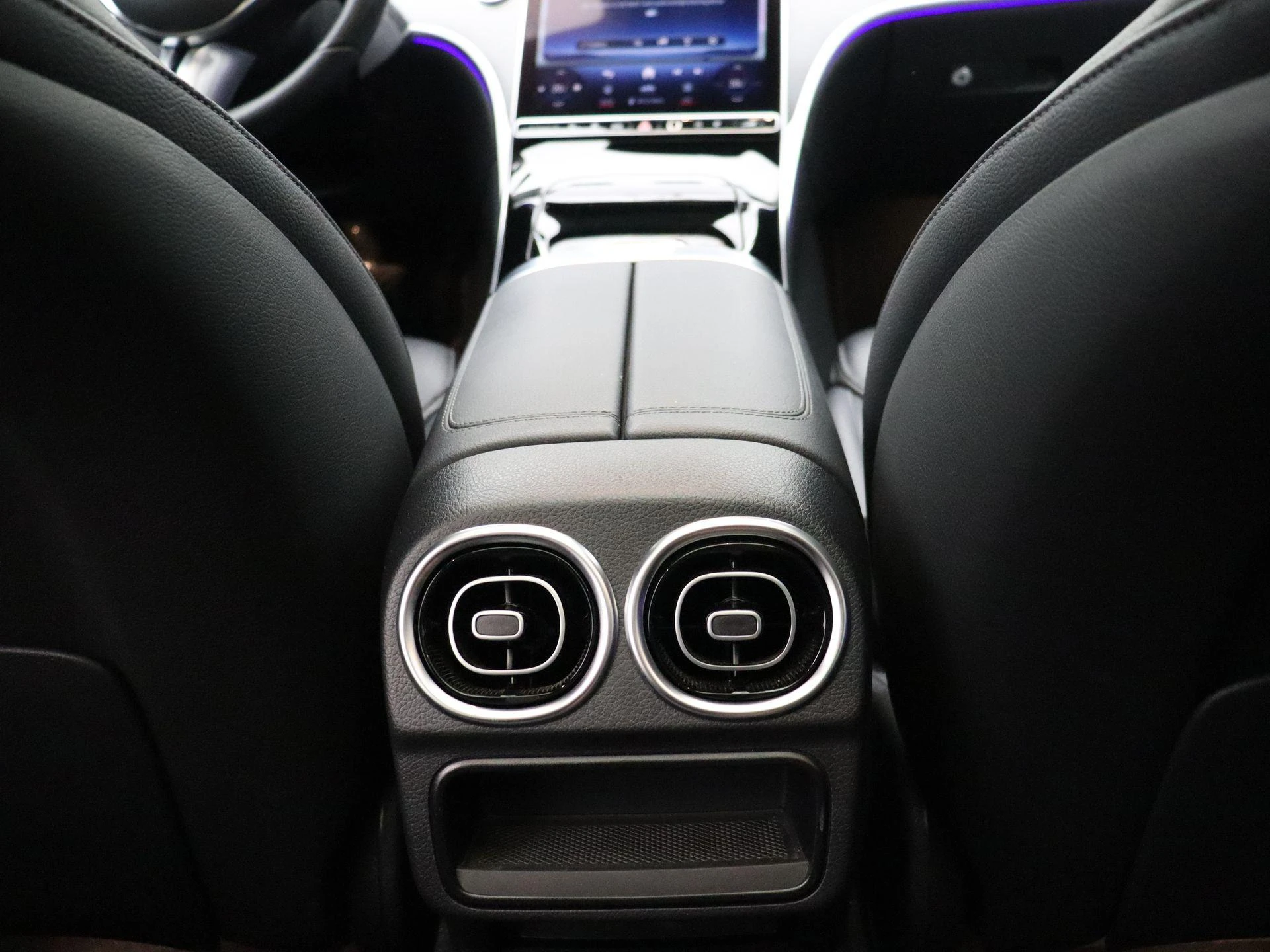 Mercedes-Benz-Classe C-image-18