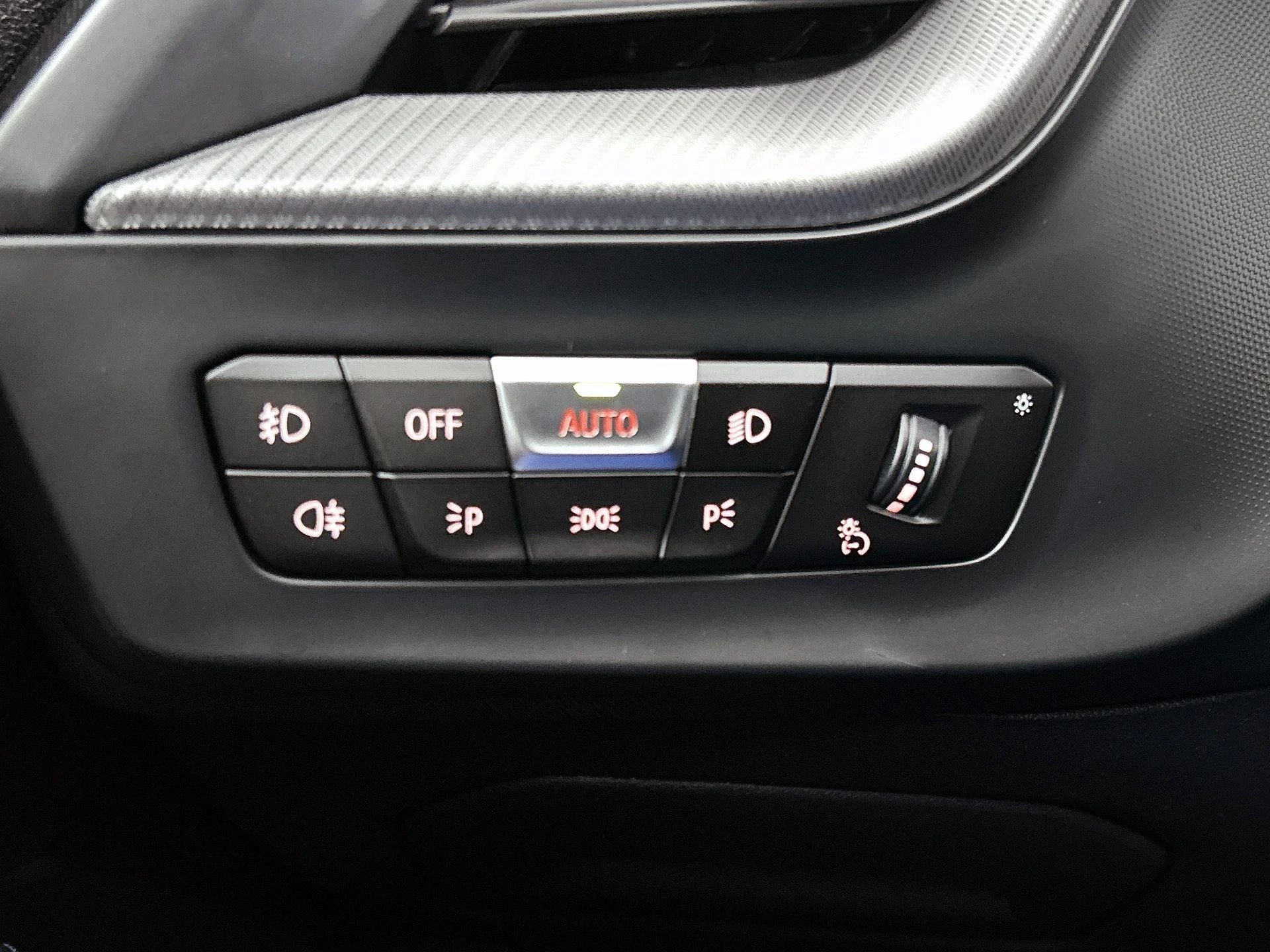 BMW-2 Serie-image-23