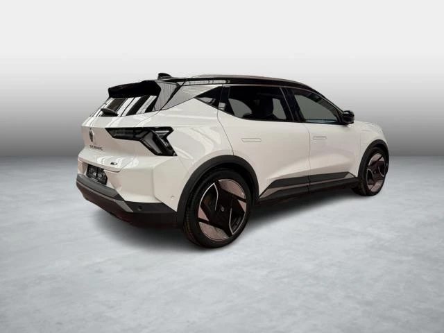 Renault Scénic E-Tech electric 220 hp Long Range Iconic