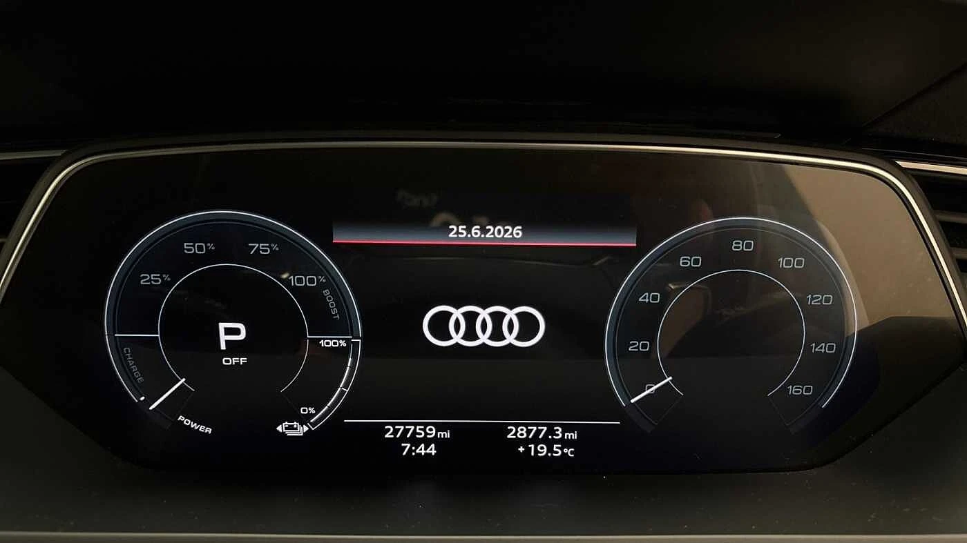 Audi-Q8 e-tron-image-6