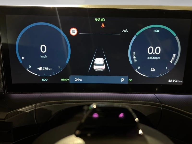 Hyundai-Santa Fe-image-17