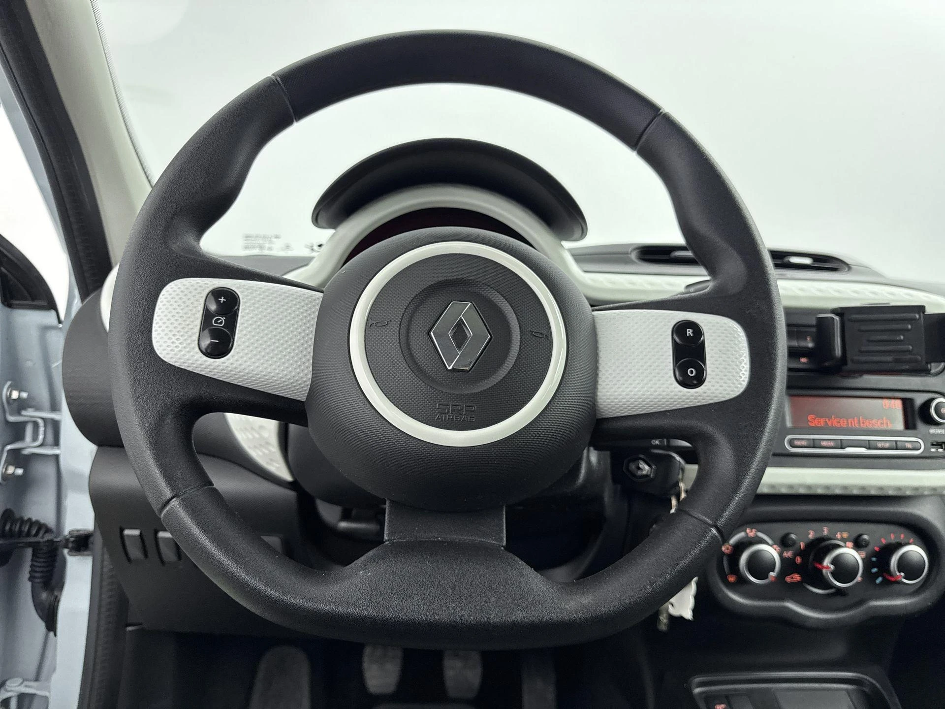 Renault-Twingo-image-14