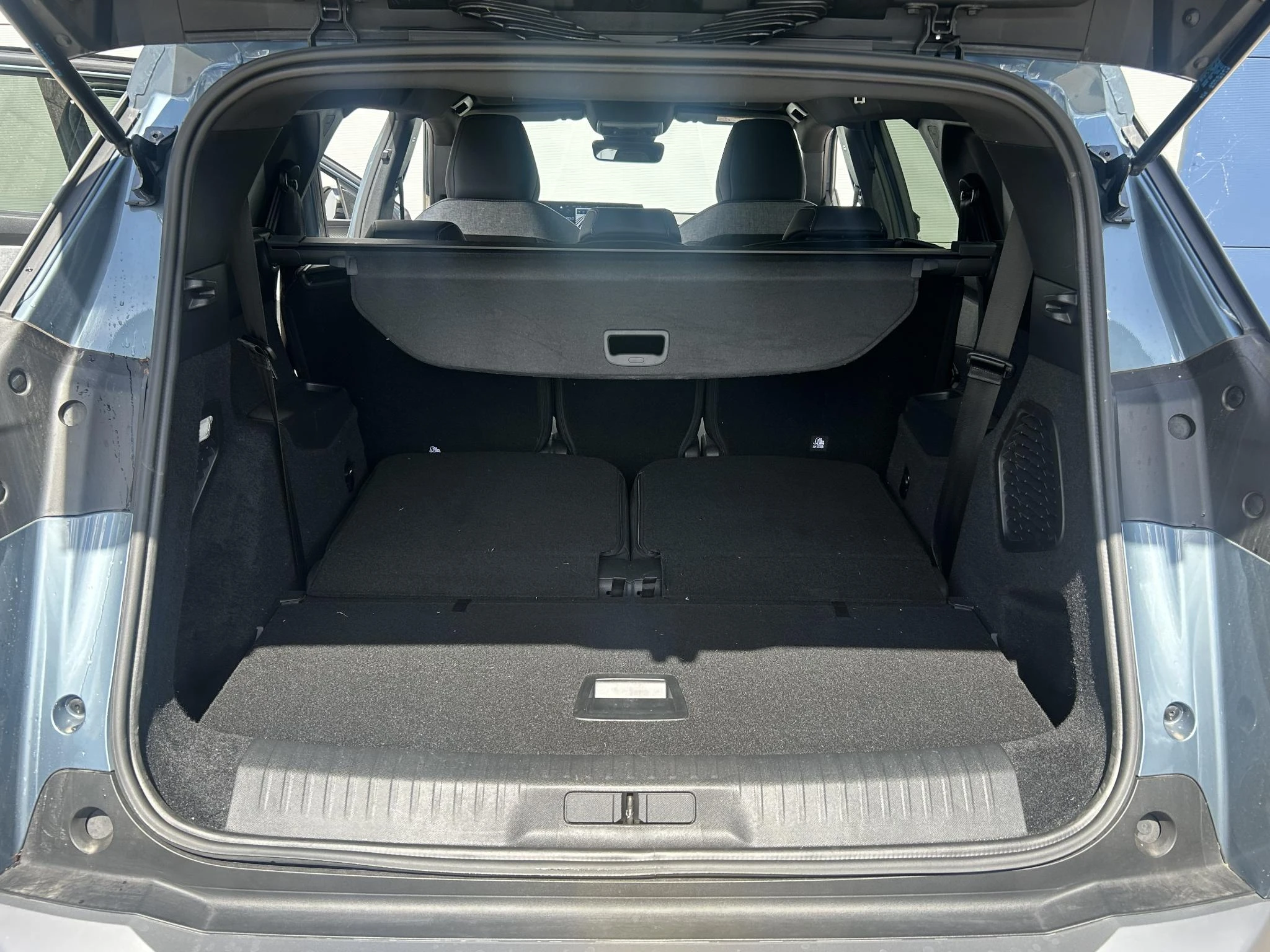 Peugeot-e-5008-image-18