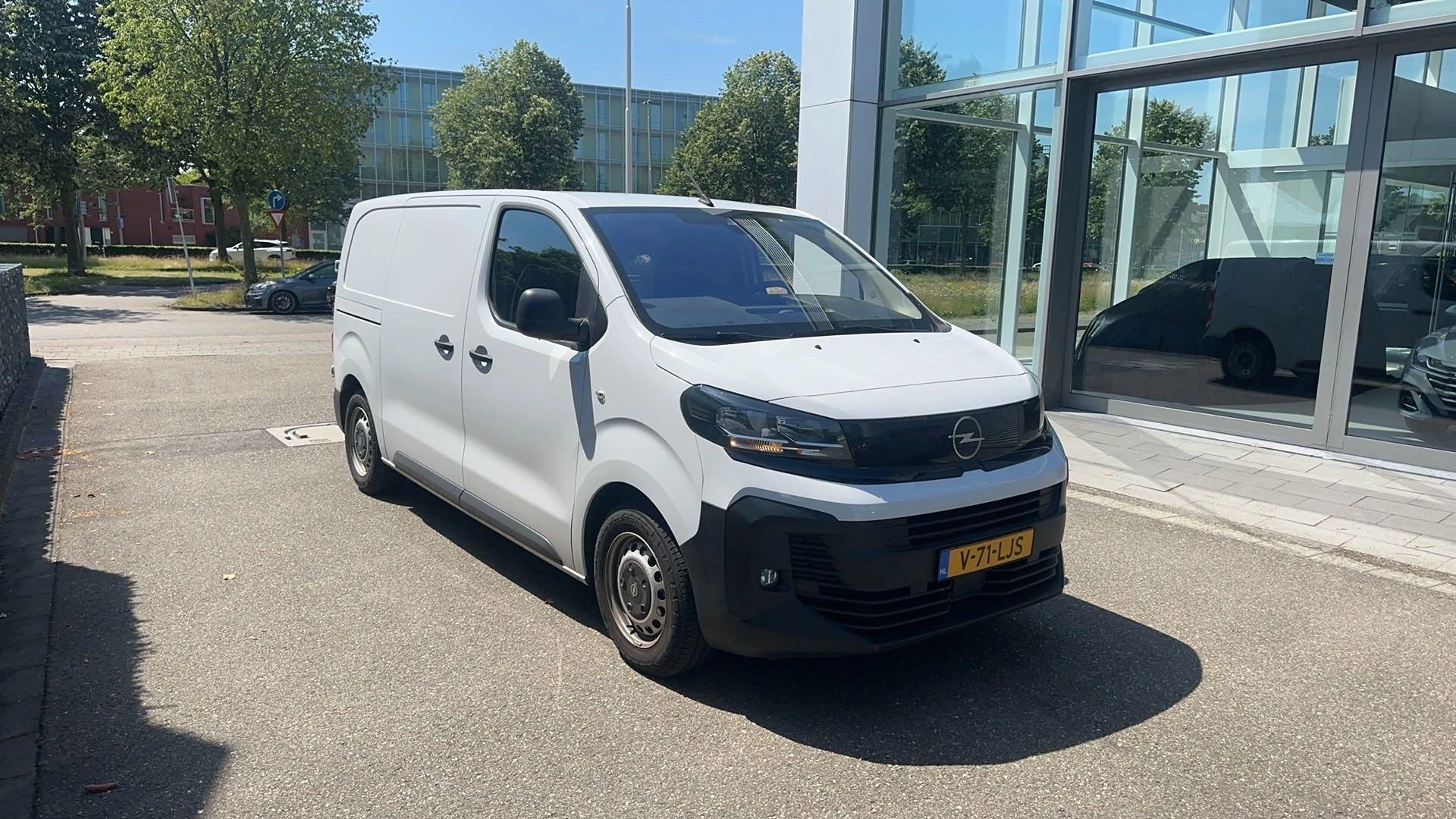 Opel Vivaro-e Electric L2 75 kWh