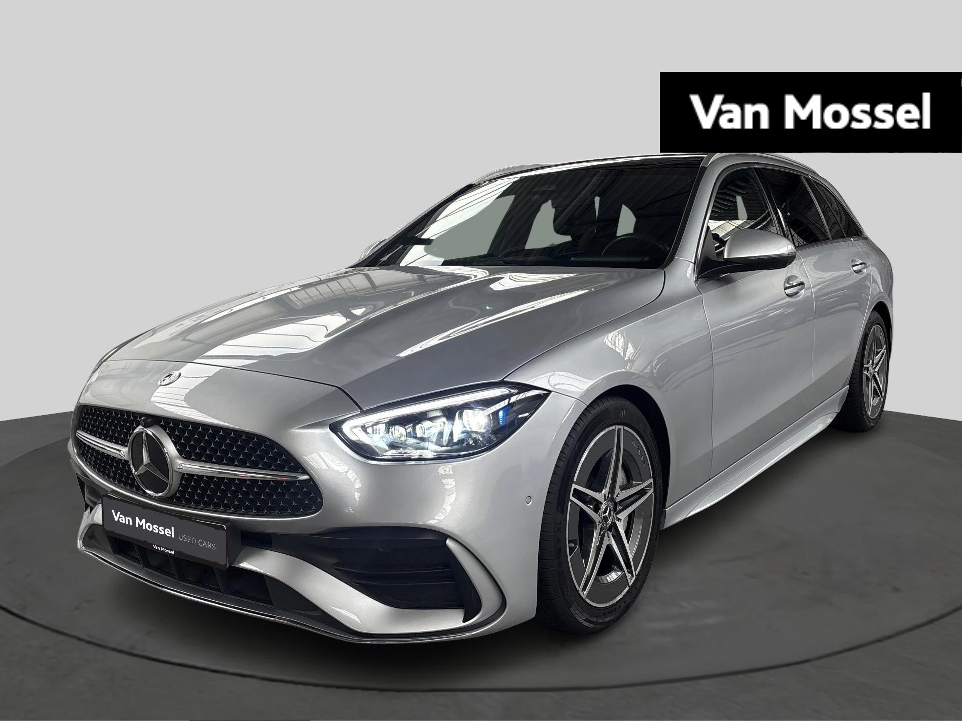 Mercedes-Benz-C-Klasse-image-0