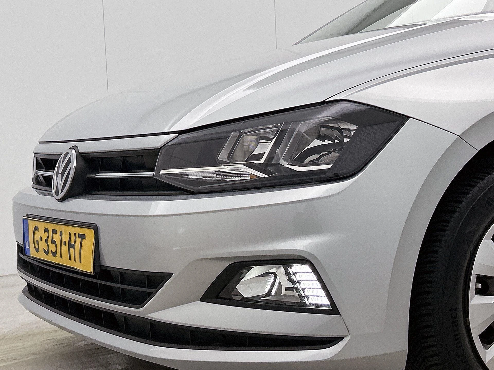 Volkswagen-Polo-image-14