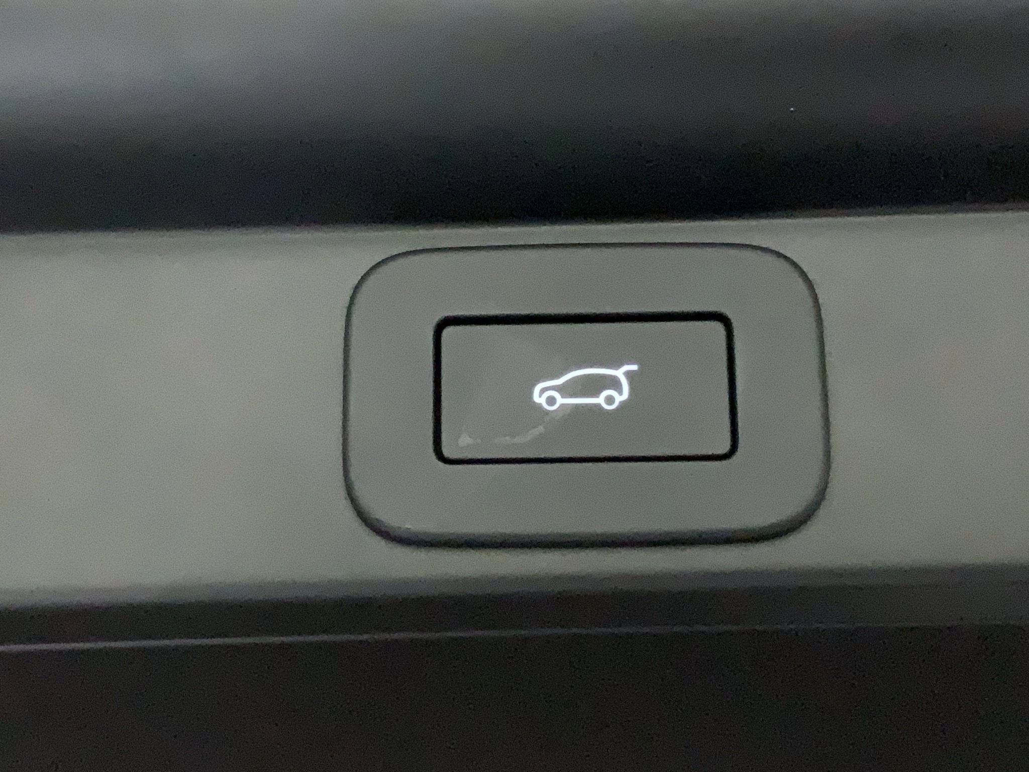 Land Rover-Range Rover-image-19