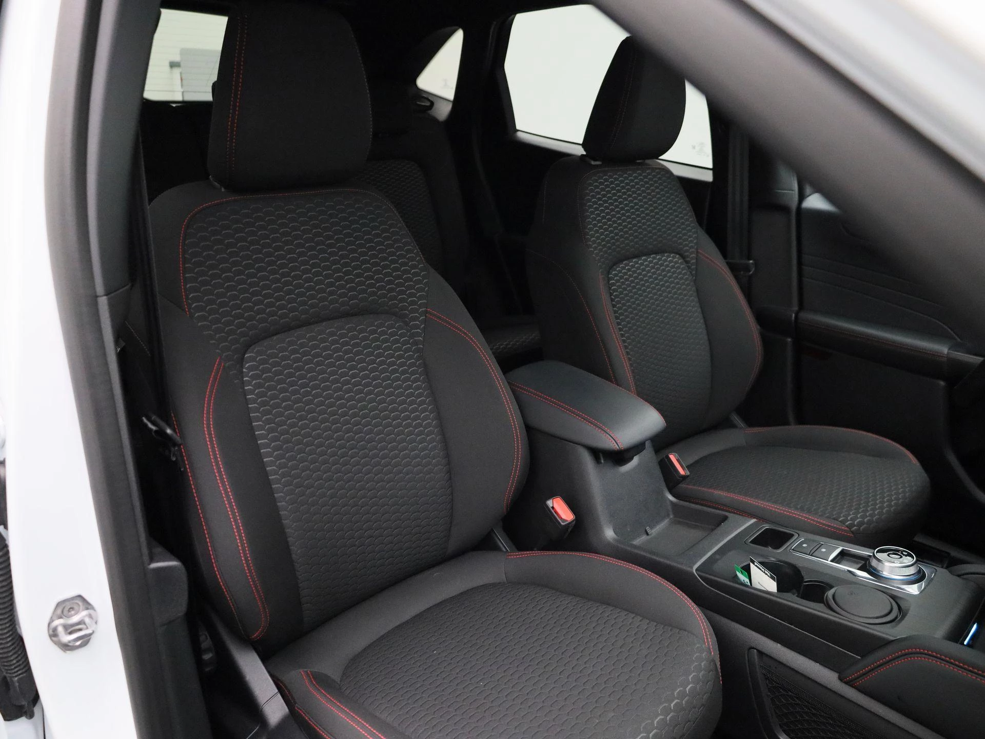 Ford-Kuga-image-38