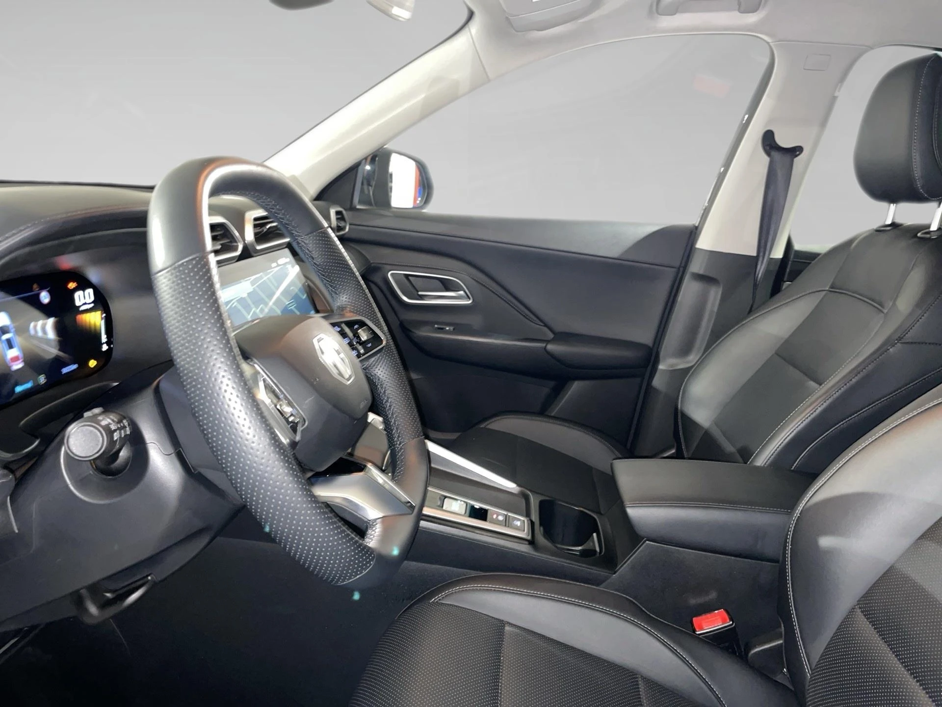 MG-ZS-image-2