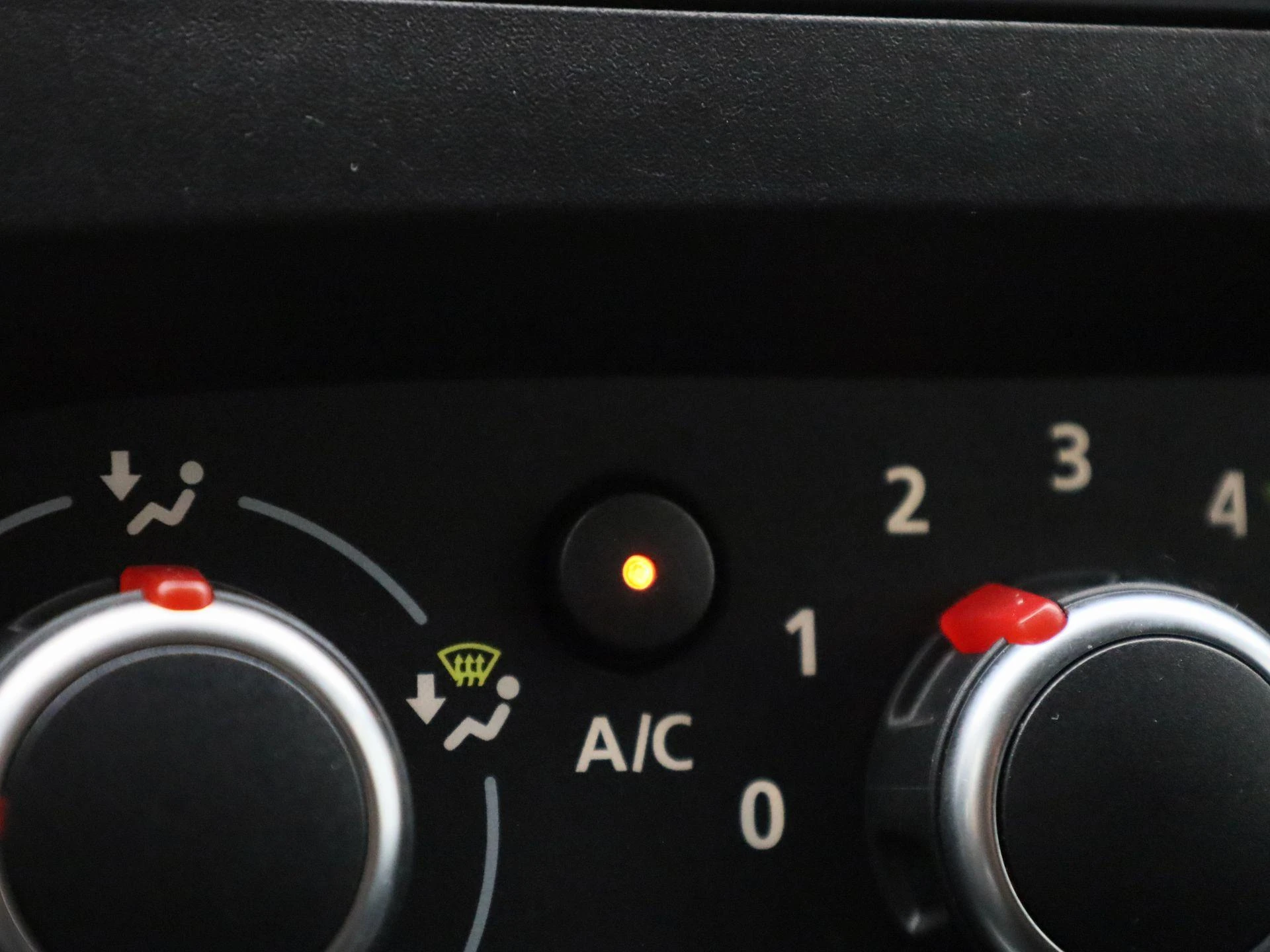 Renault-Trafic-image-23
