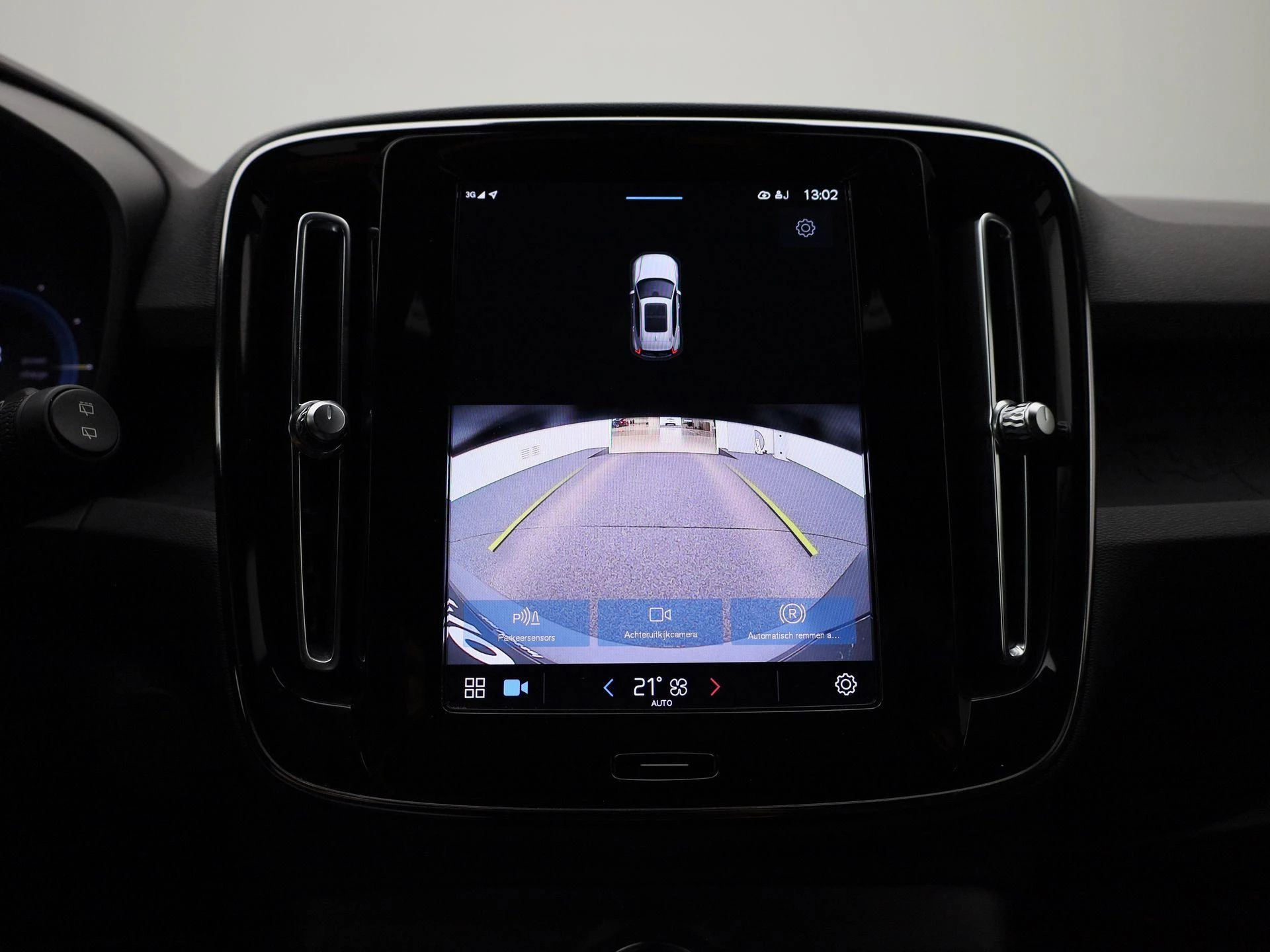 Volvo-XC40-image-28