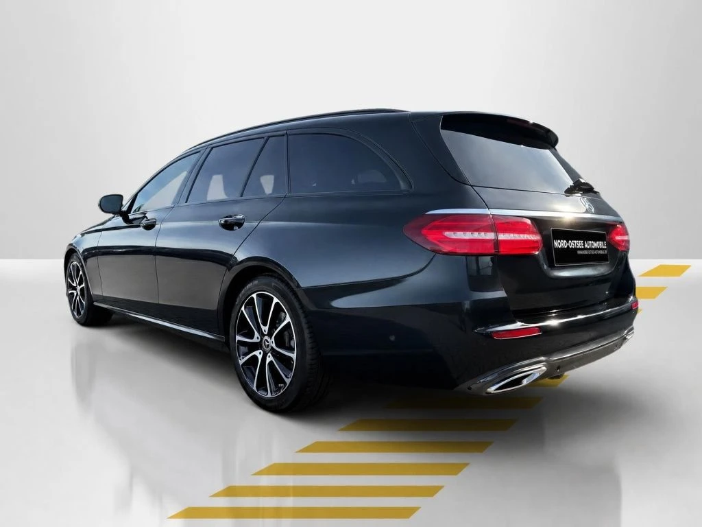 Mercedes-Benz-E-Klasse 220-image-11